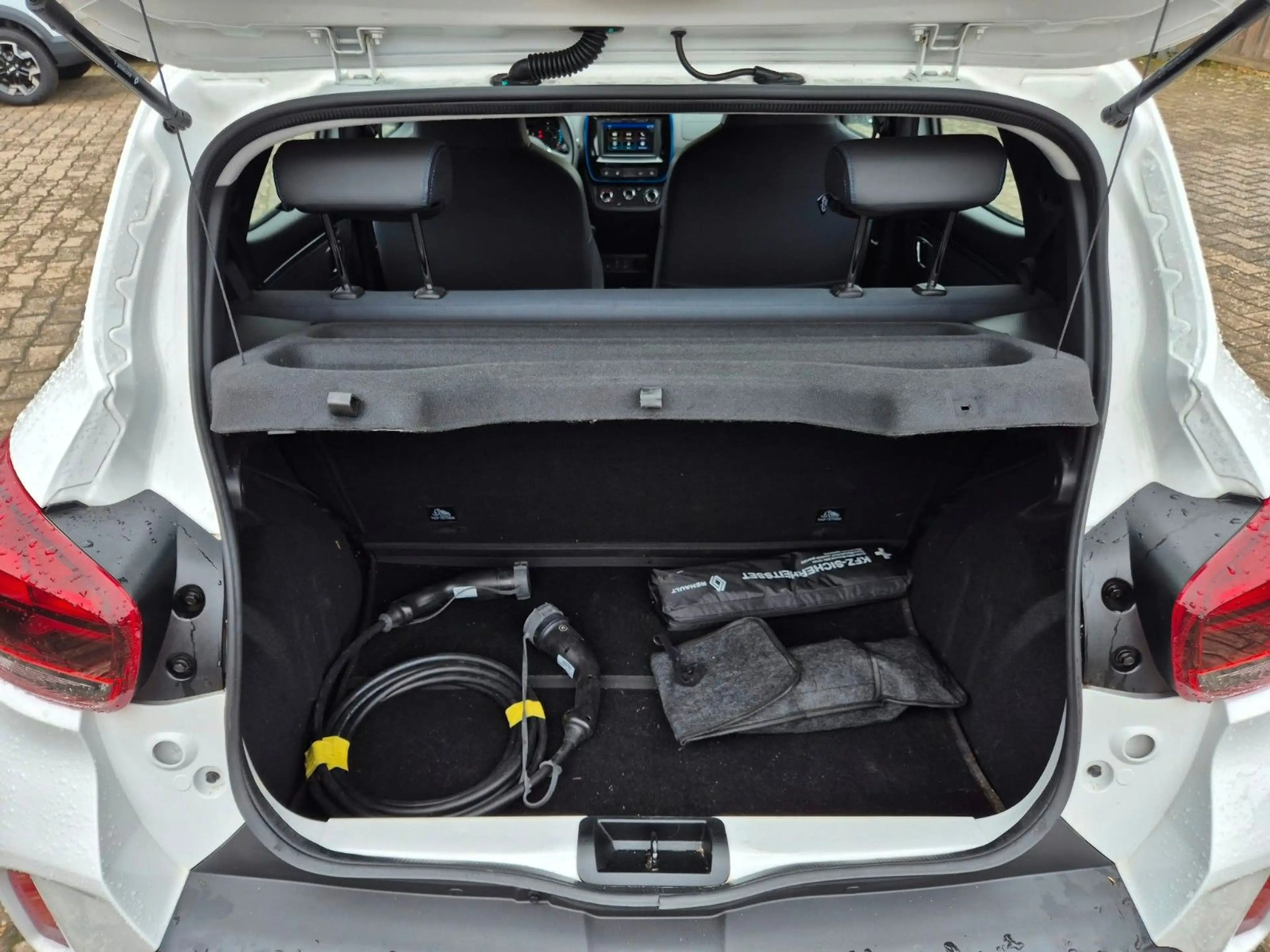 Dacia Spring Electric Comfort Plus Navi Kamera — photo 14