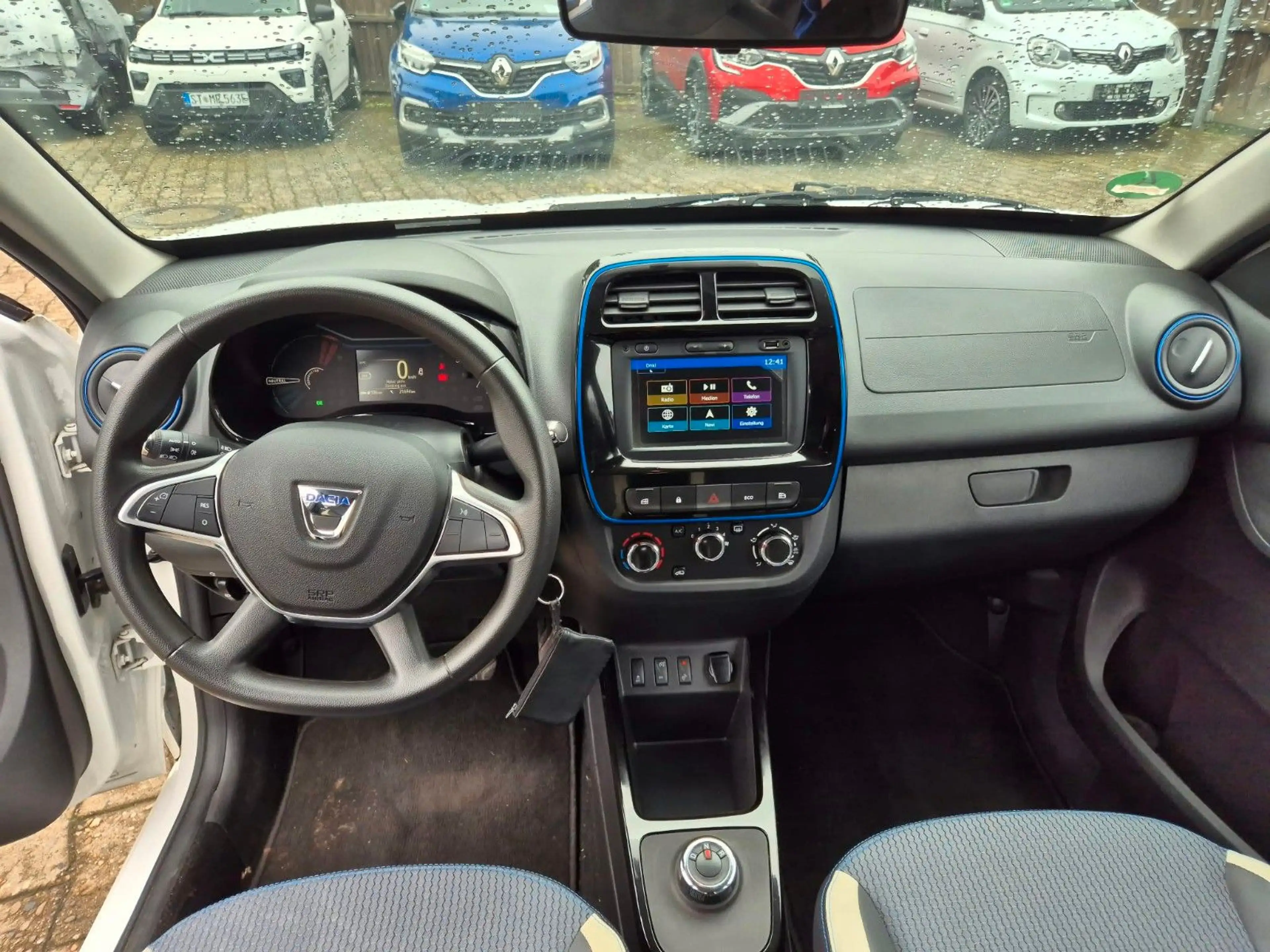 Dacia Spring Electric Comfort Plus Navi Kamera — photo 12