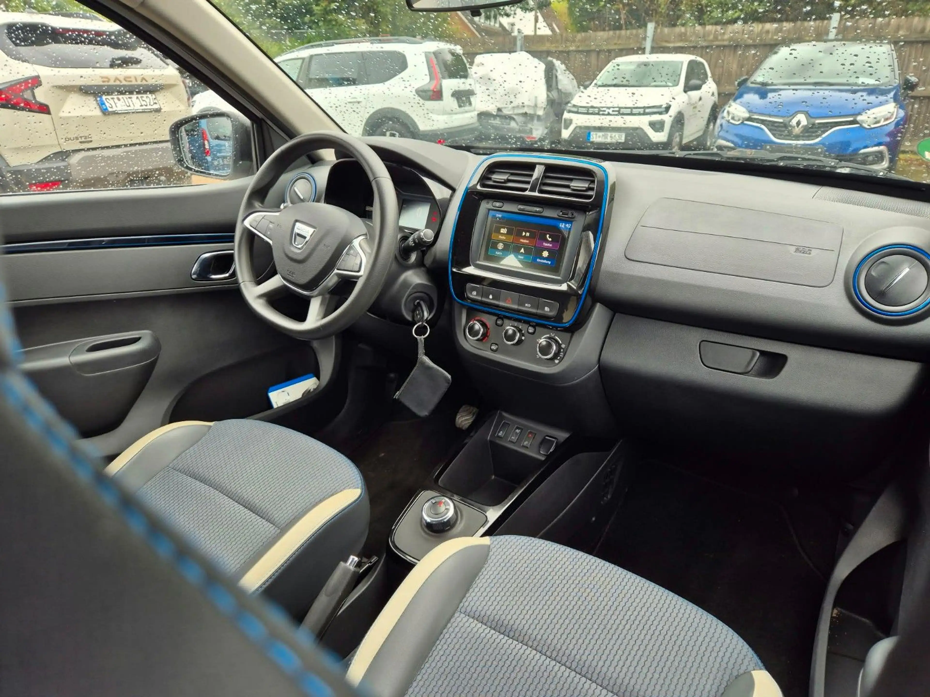 Dacia Spring Electric Comfort Plus Navi Kamera — photo 8