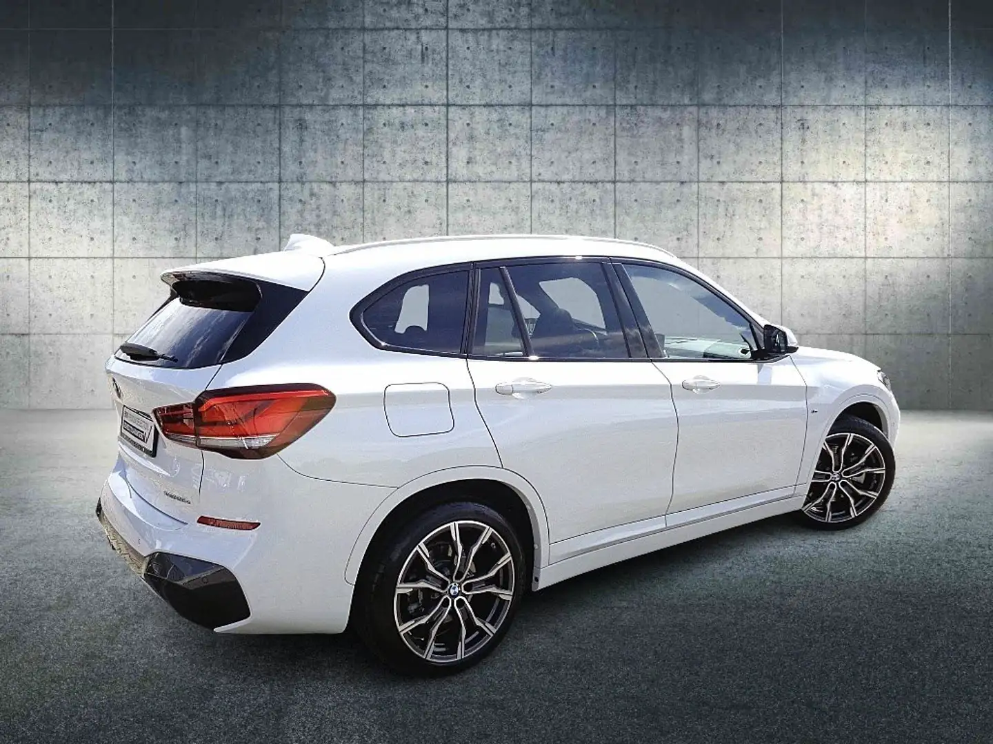 BMW X1 xDrive25e MSport,19",Pano,Nav,HUD,LED,elSitze Blanc - 2