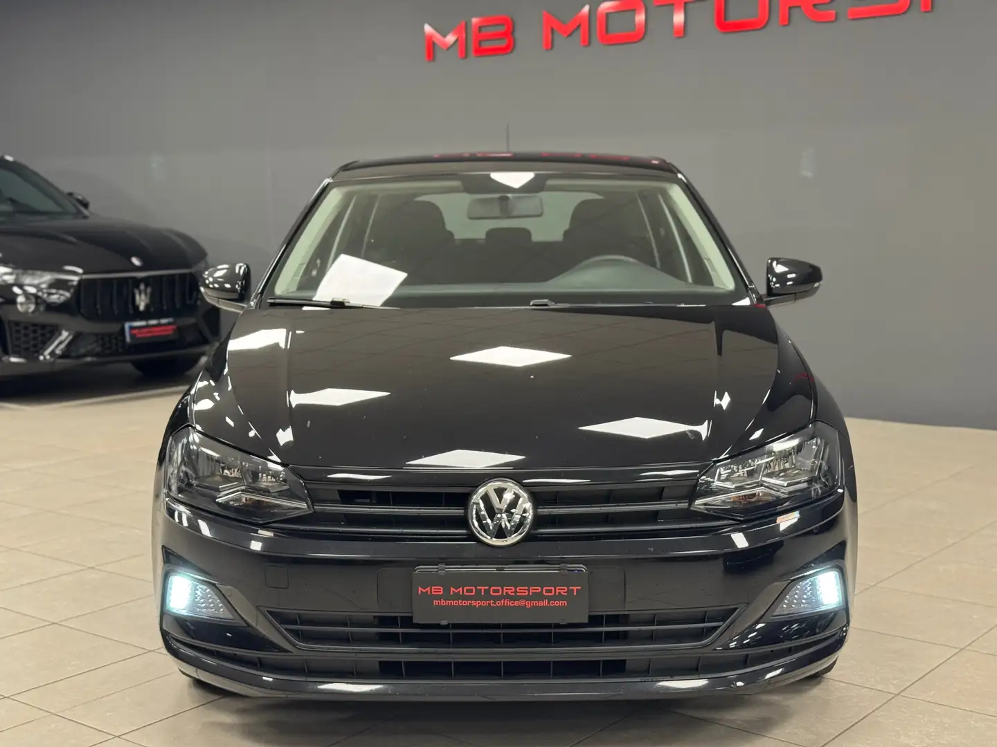 Volkswagen Polo Polo 5p 1.6 tdi Highline 95cv *NEOPATENTATI* Noir - 2