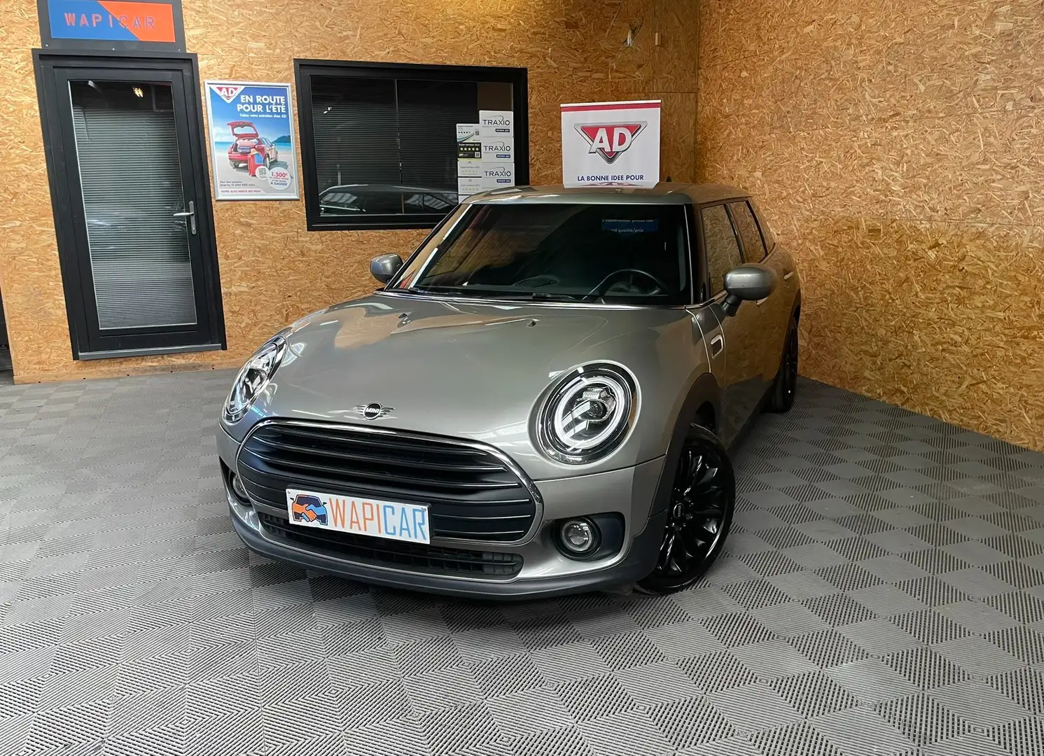 MINI One D Clubman 1.5 DA navi*cuir chauffants Béžová - 2
