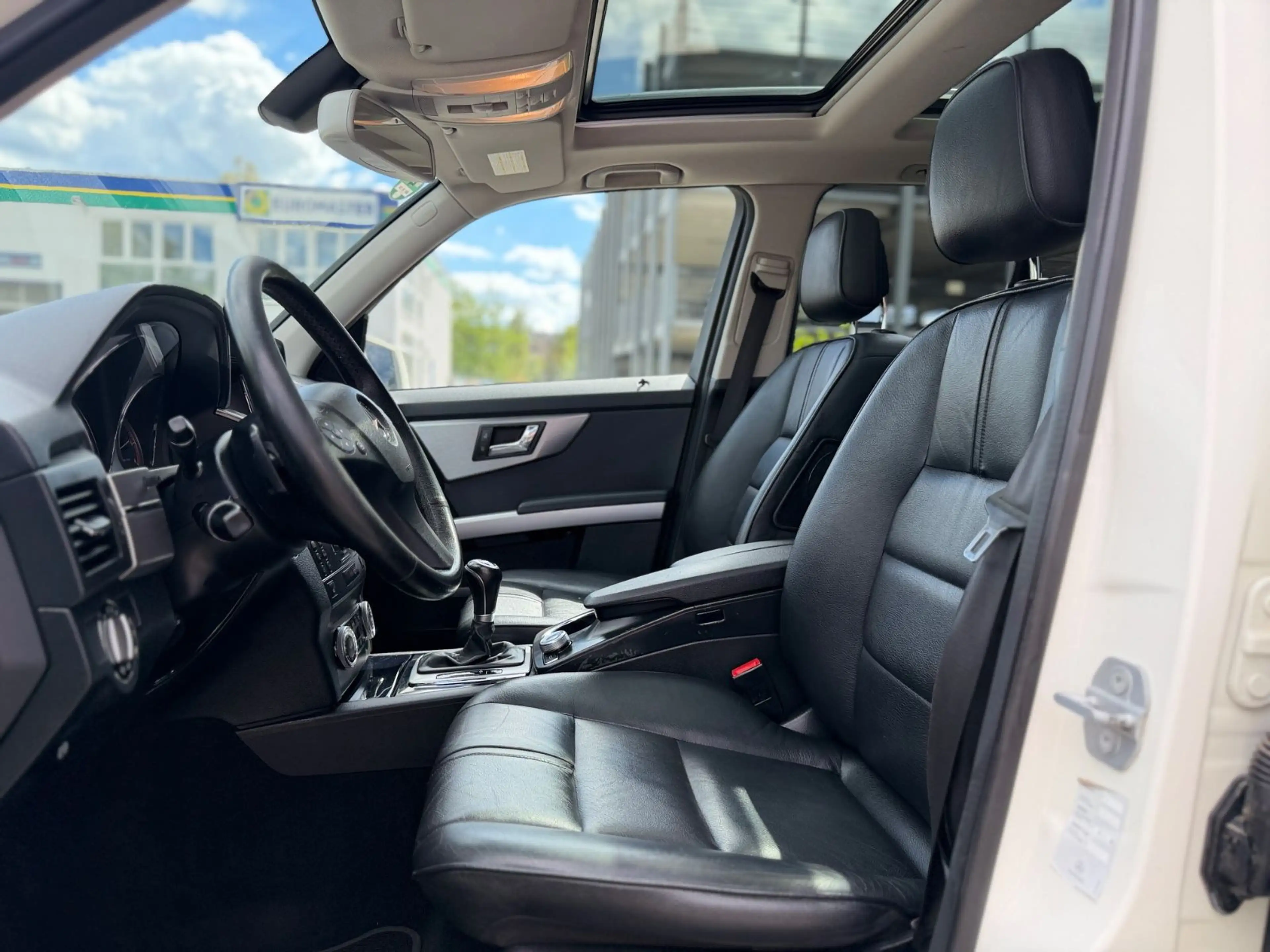 Mercedes-Benz GLK 350 CDI 4Matic Tronic 2xS-Dach Leder Xenon — photo 14