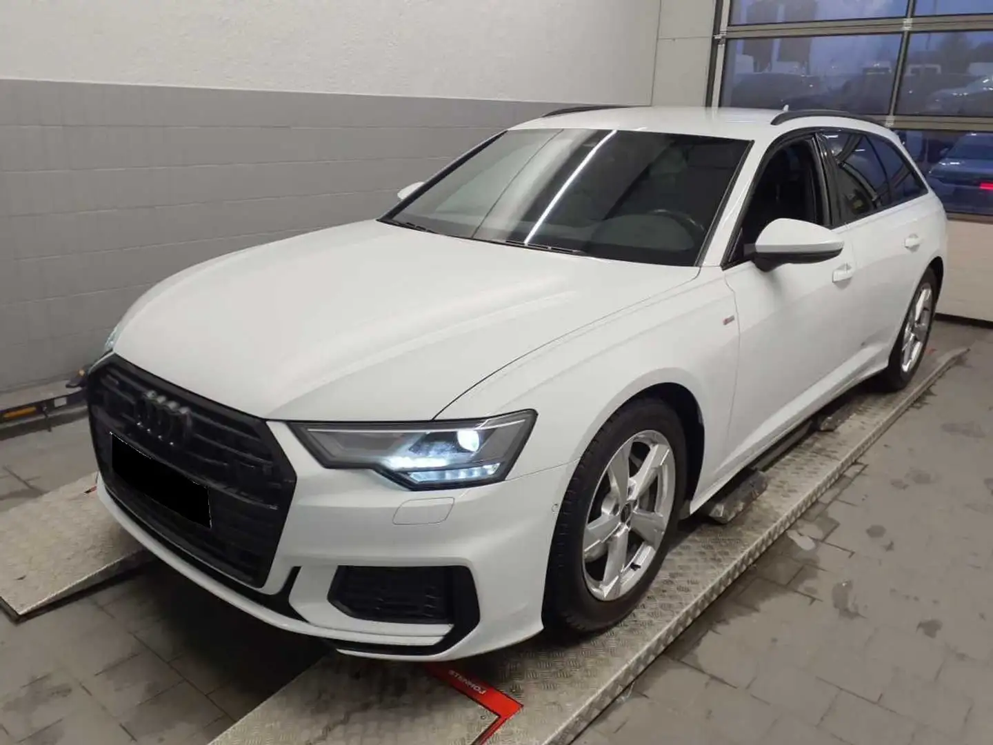 Audi A6 Avant S line 50 TDI AHK ACC 2xSline BlackEd Navipl Weiß - 2