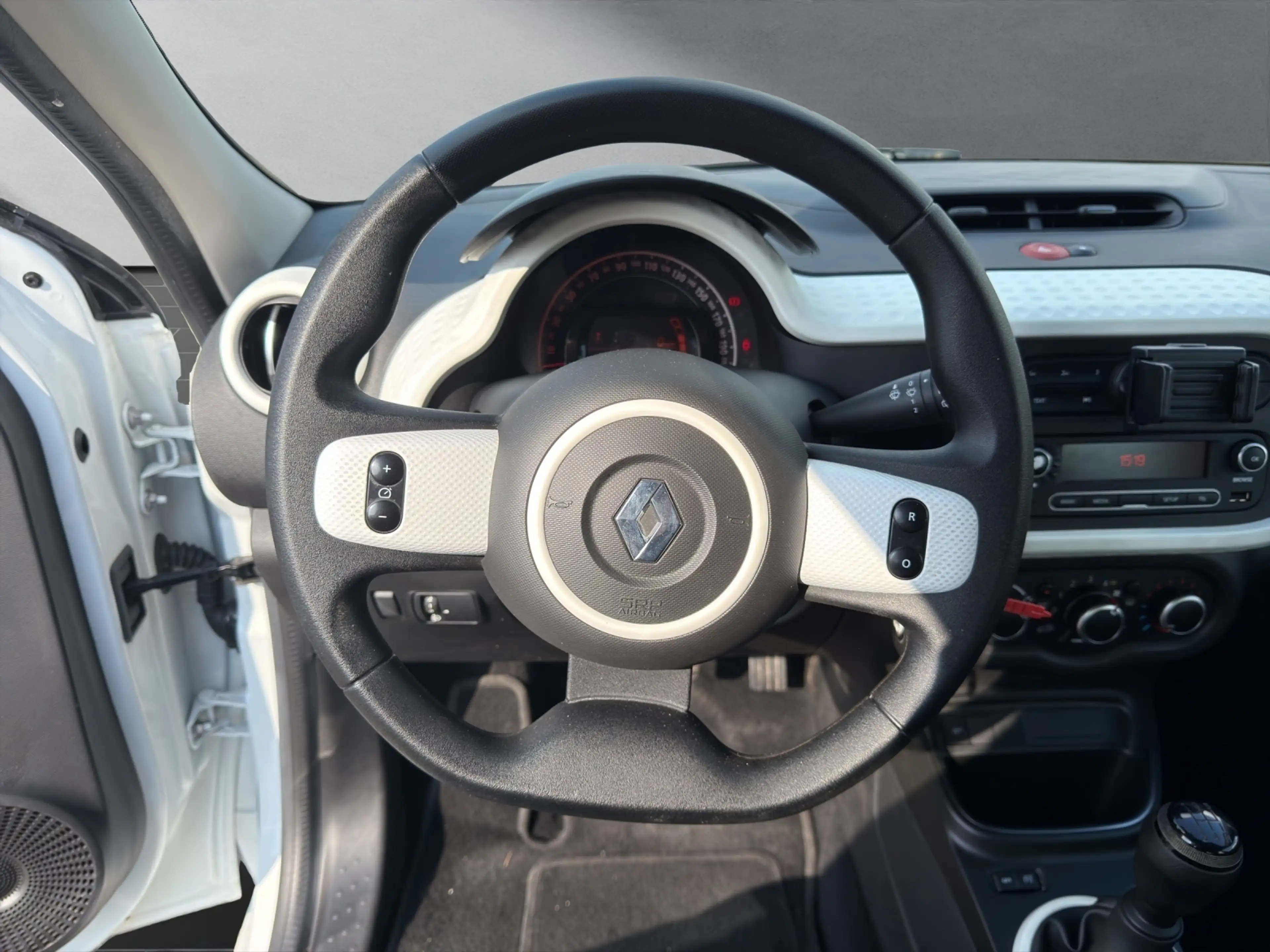 Renault Twingo Life 8xRäder*Bluetooth*Klima*R&GO* — photo 10