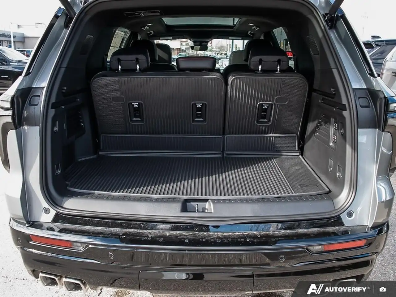 Chevrolet Traverse photo Chevrolet Traverse