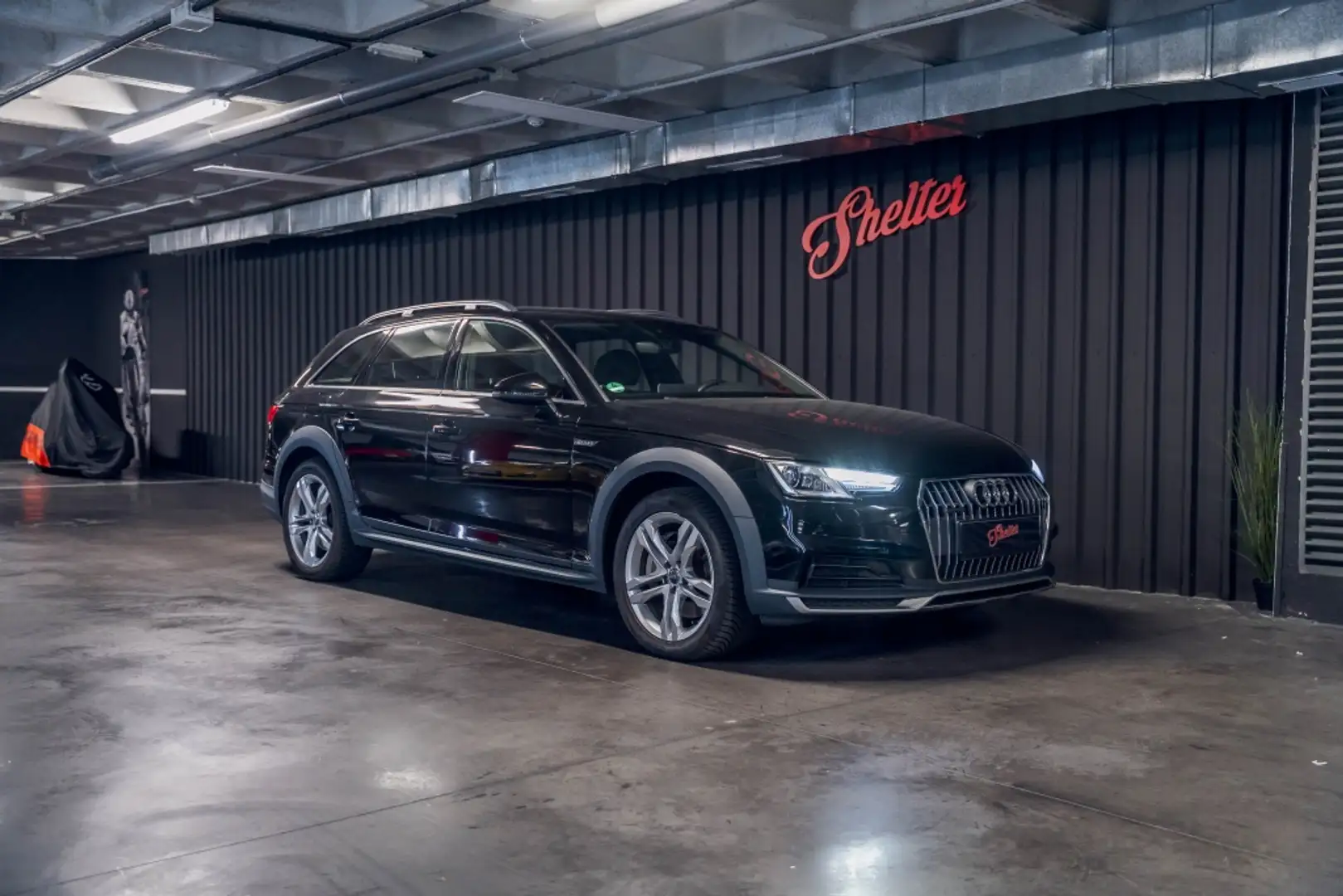 Audi A4 allroad 45 TFSI quattro-ultra S tronic Noir - 1