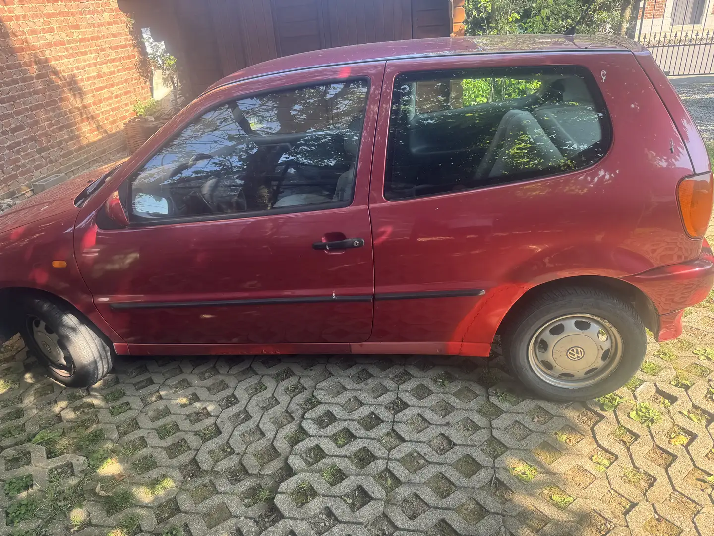 Volkswagen Polo 1.4 essence - 1