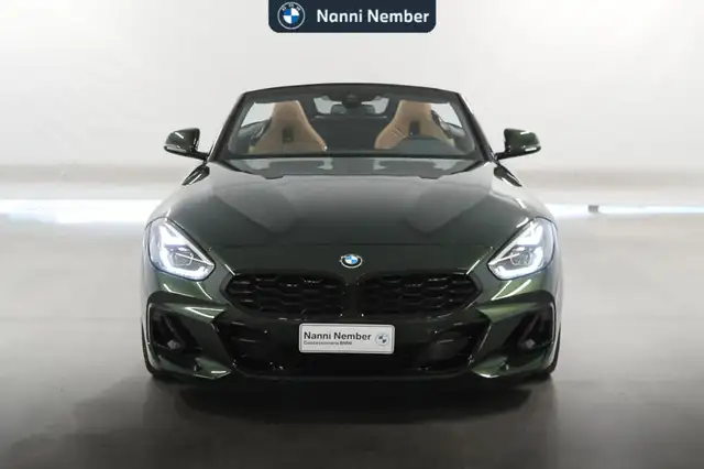 BMW Z4 view 2