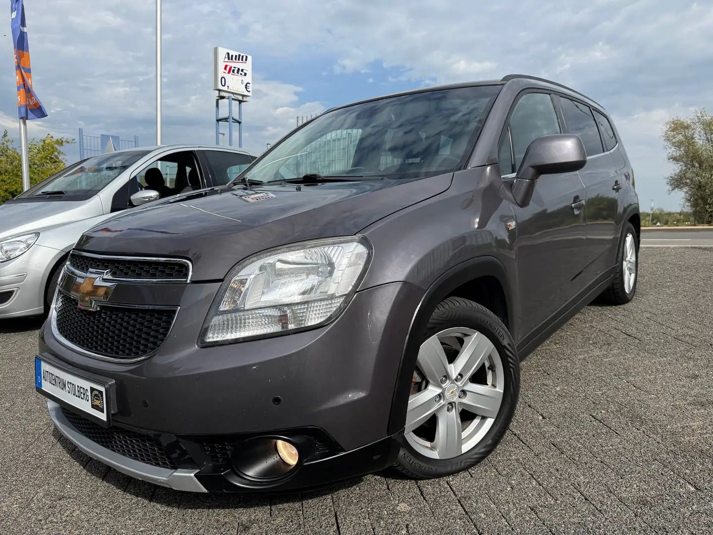 Chevrolet Orlando LTZ 2.0 Diesel Automatik-7 Sitzer-PDC-Klima Grau - 1