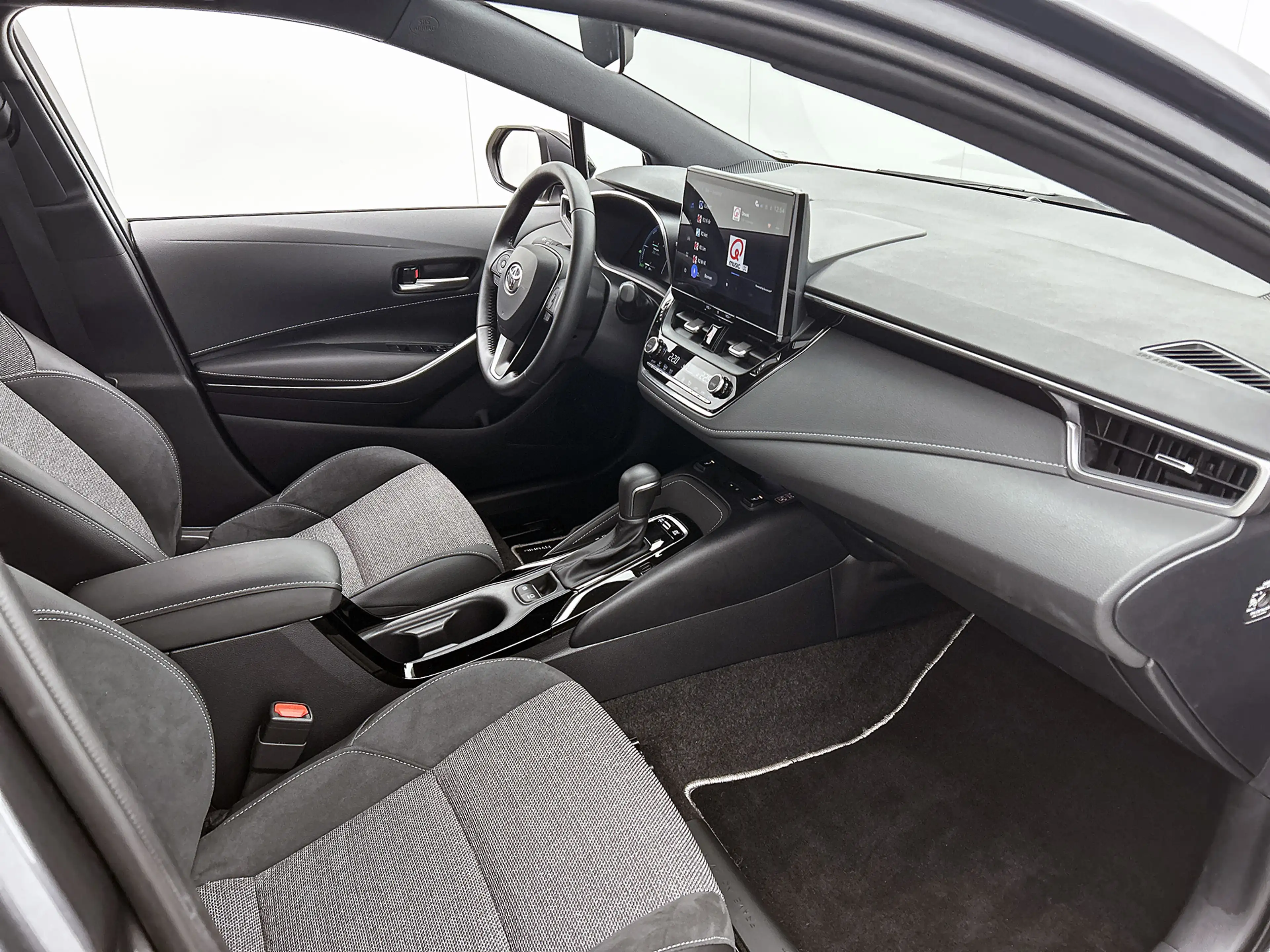 Toyota Corolla Touring Sports Hybrid 140 Dynamic | BTW voertuig | — photo 6