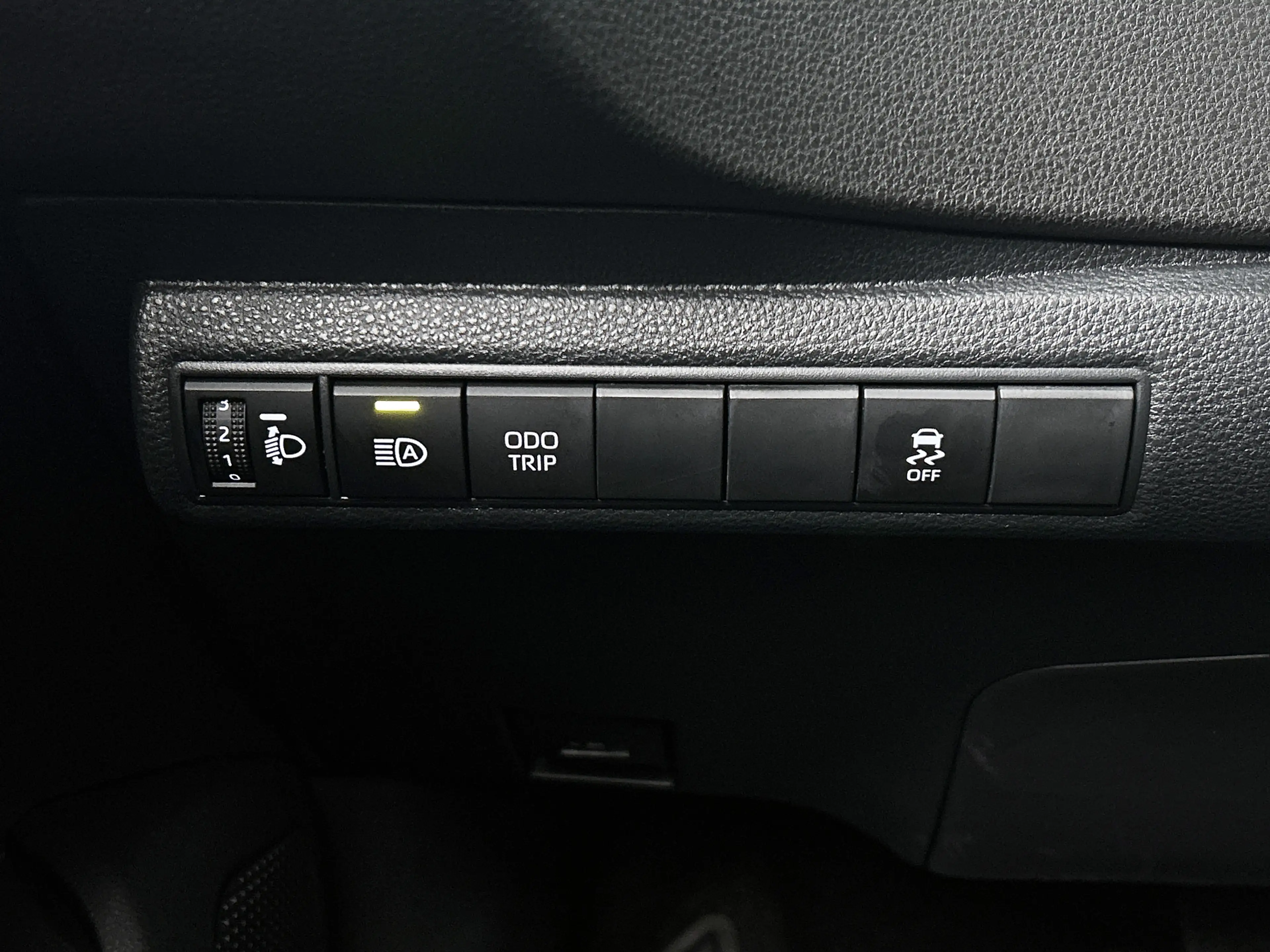 Toyota Corolla Touring Sports Hybrid 140 Dynamic | BTW voertuig | — photo 19