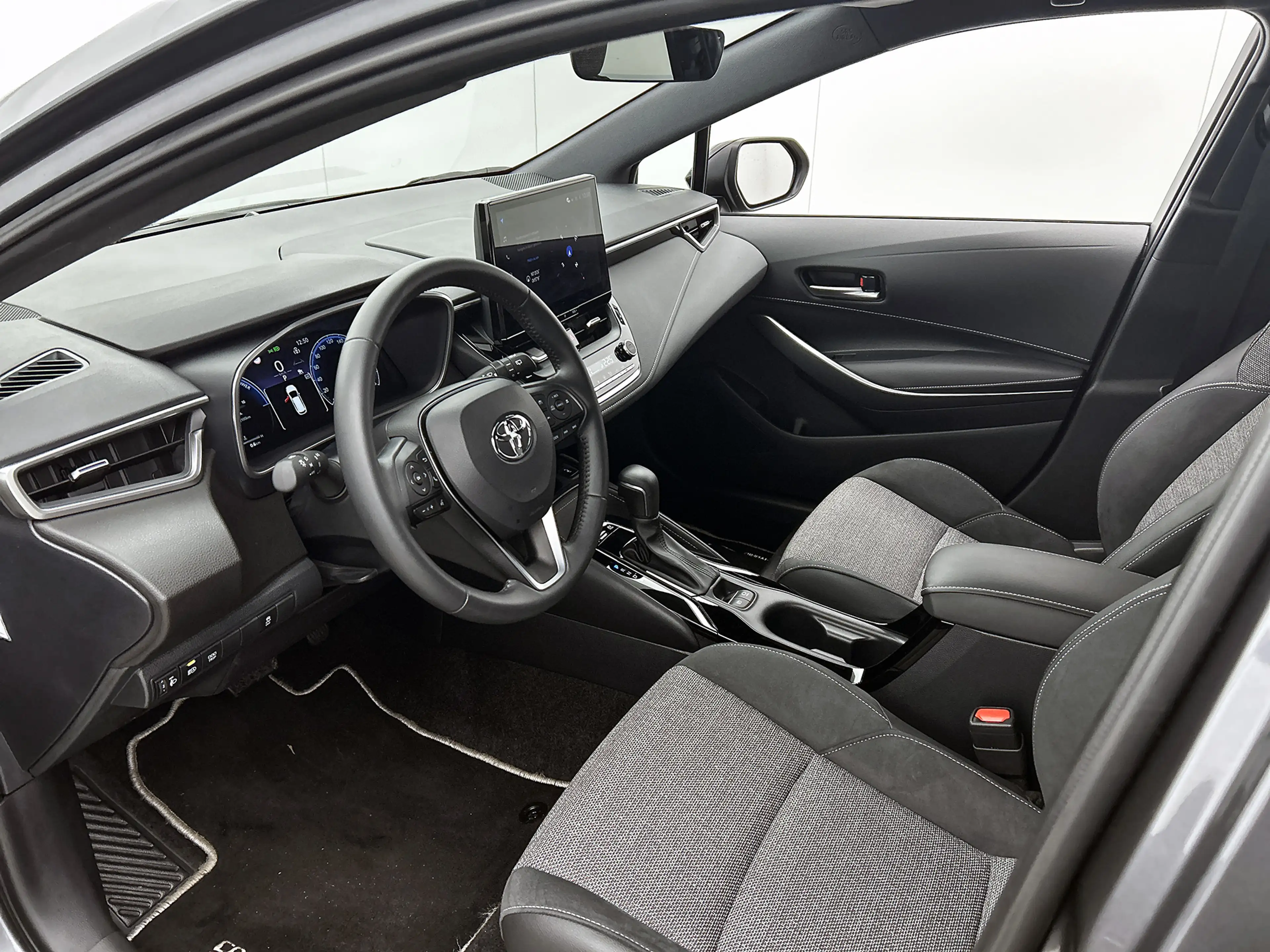 Toyota Corolla Touring Sports Hybrid 140 Dynamic | BTW voertuig | — photo 17