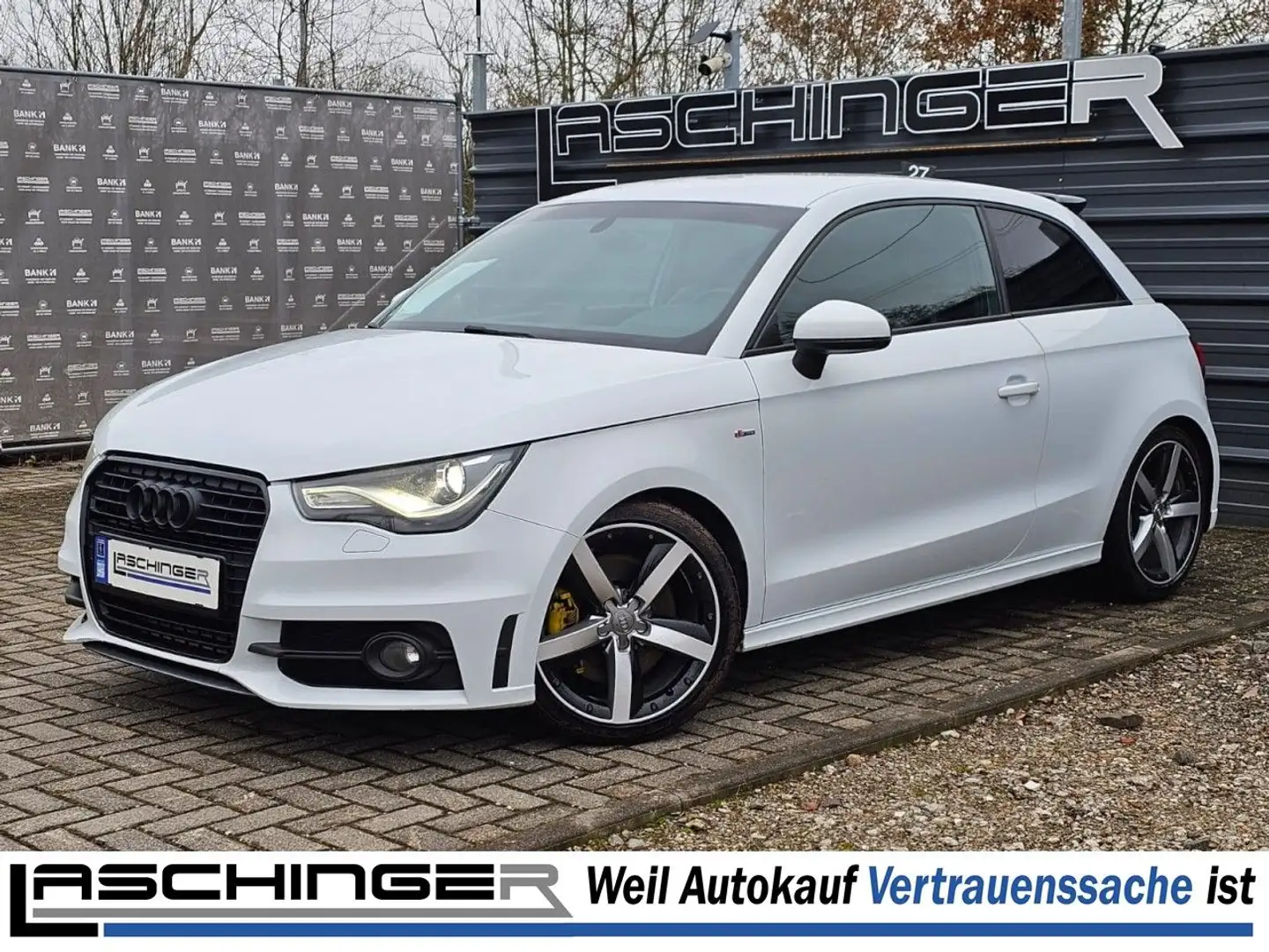 Audi A1 S-LINE SPORT S-TRON BOSE SHZ XENON BT PDC Weiß - 1