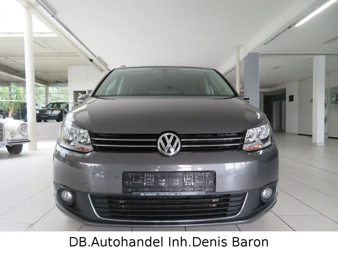 Volkswagen Touran Life BMT *7-Sitzer* PDC AHK SHZ Klima Gris - 2