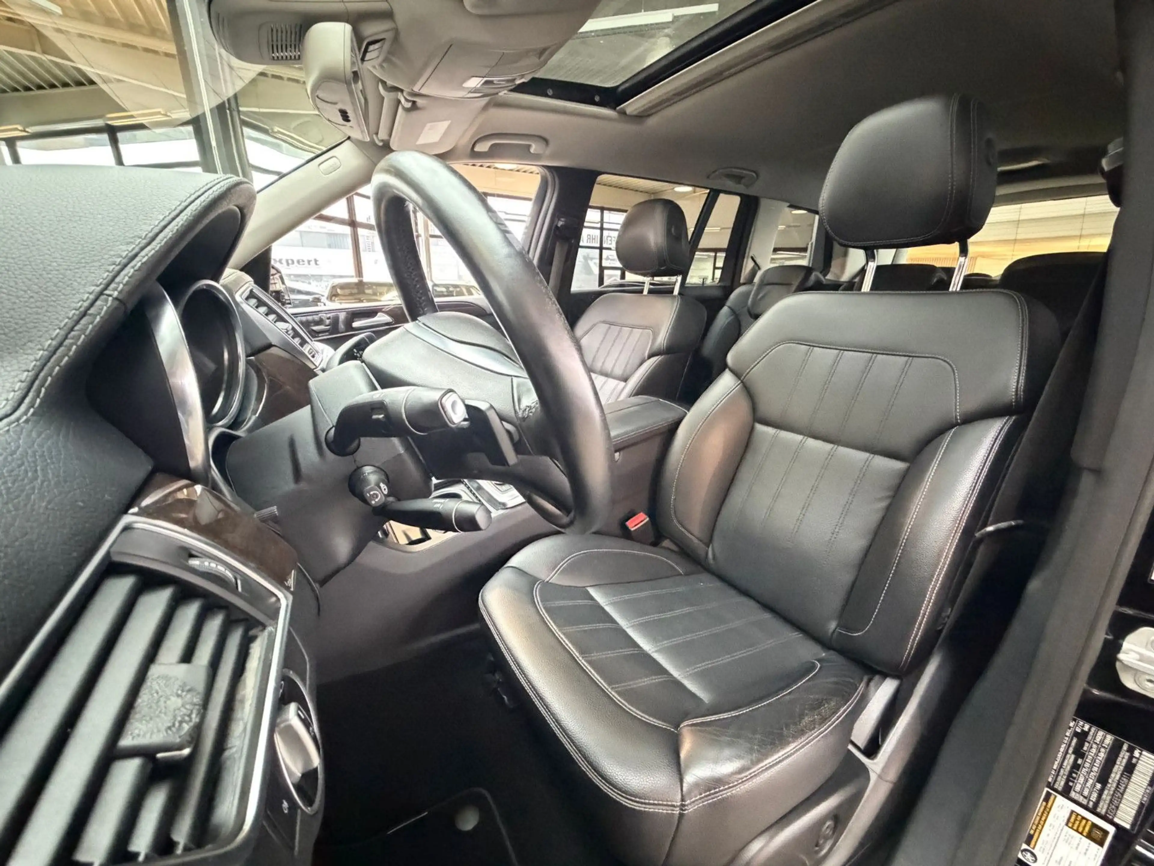 Mercedes-Benz GLS 450 7 Sitzer, Automatik, Bluetooth, Allrad — photo 14