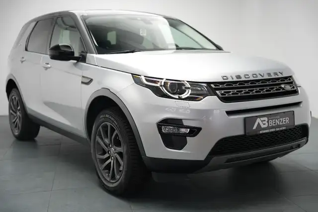 Land Rover Discovery Sport main image