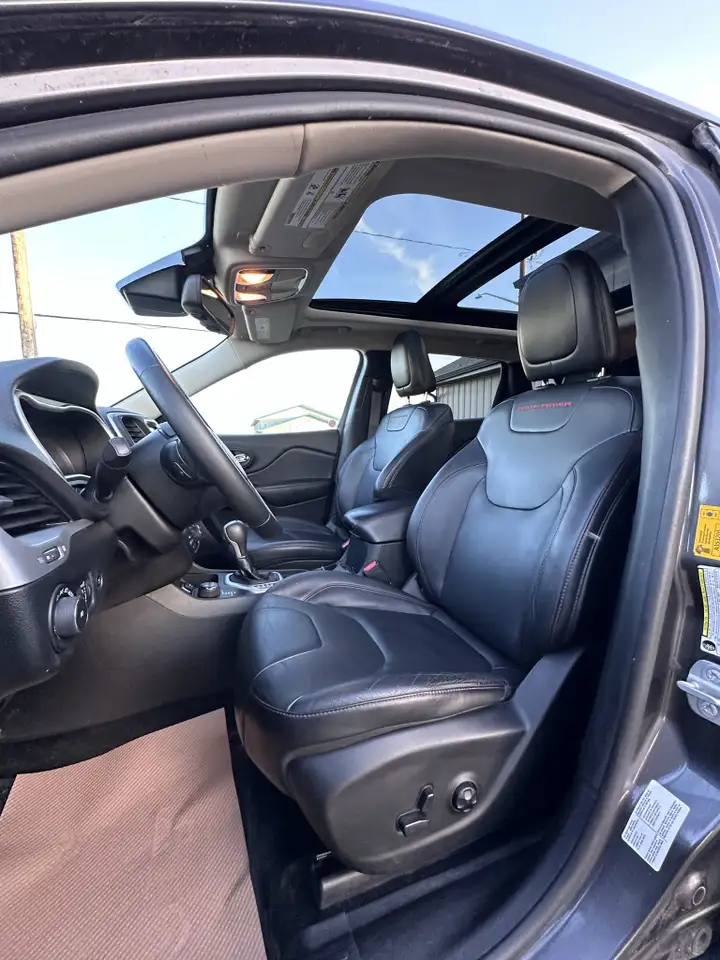 Jeep Cherokee fotografie Jeep Cherokee