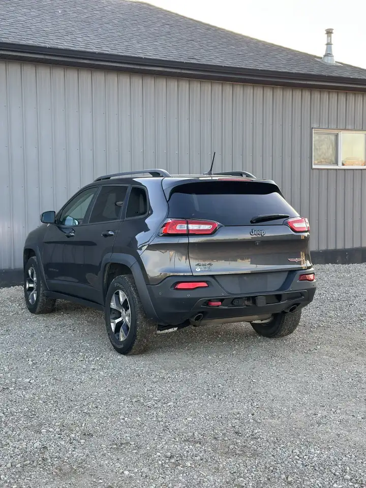 Jeep Cherokee fotografie Jeep Cherokee