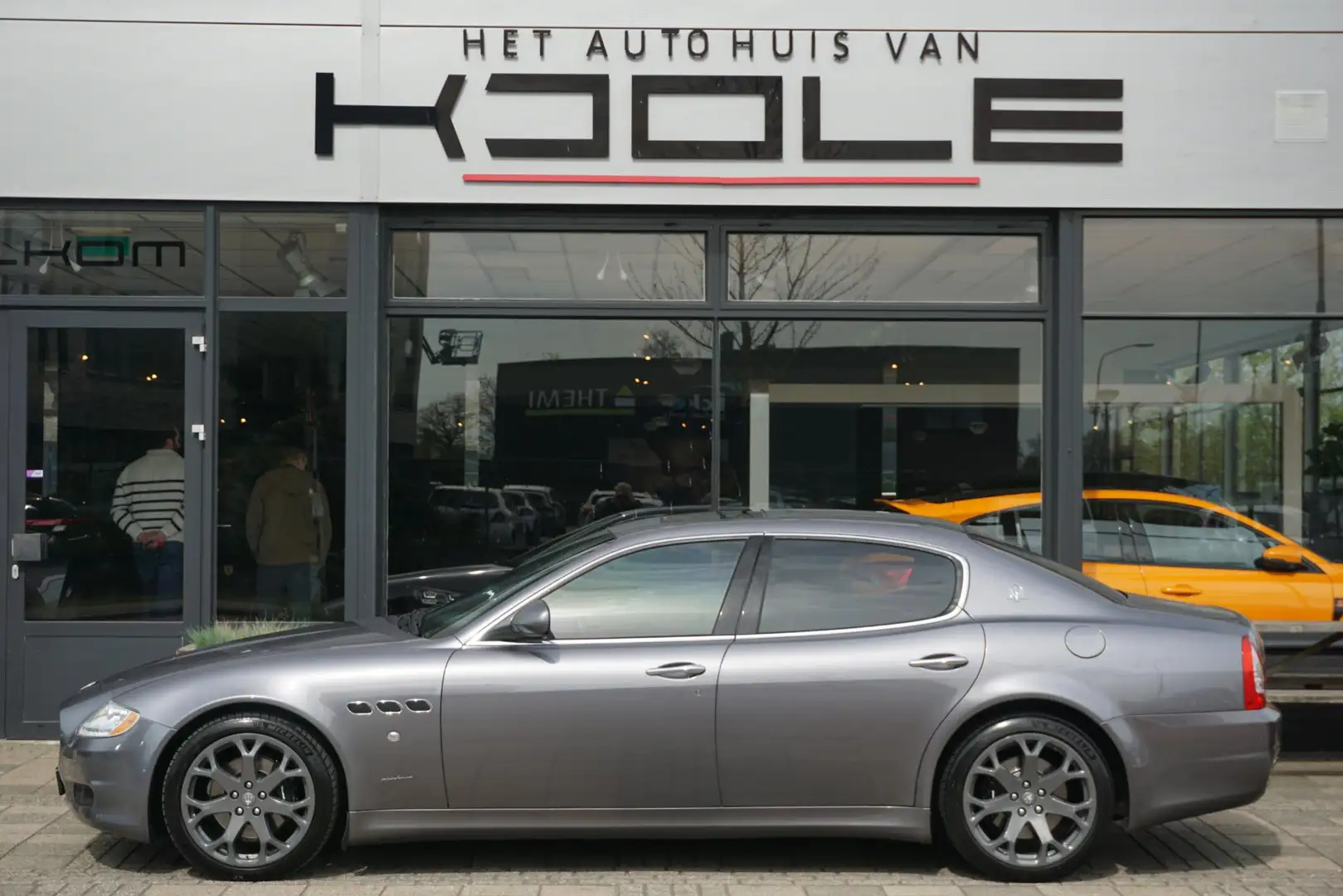 Maserati Quattroporte 4.2 Executive GT Grijs - 2