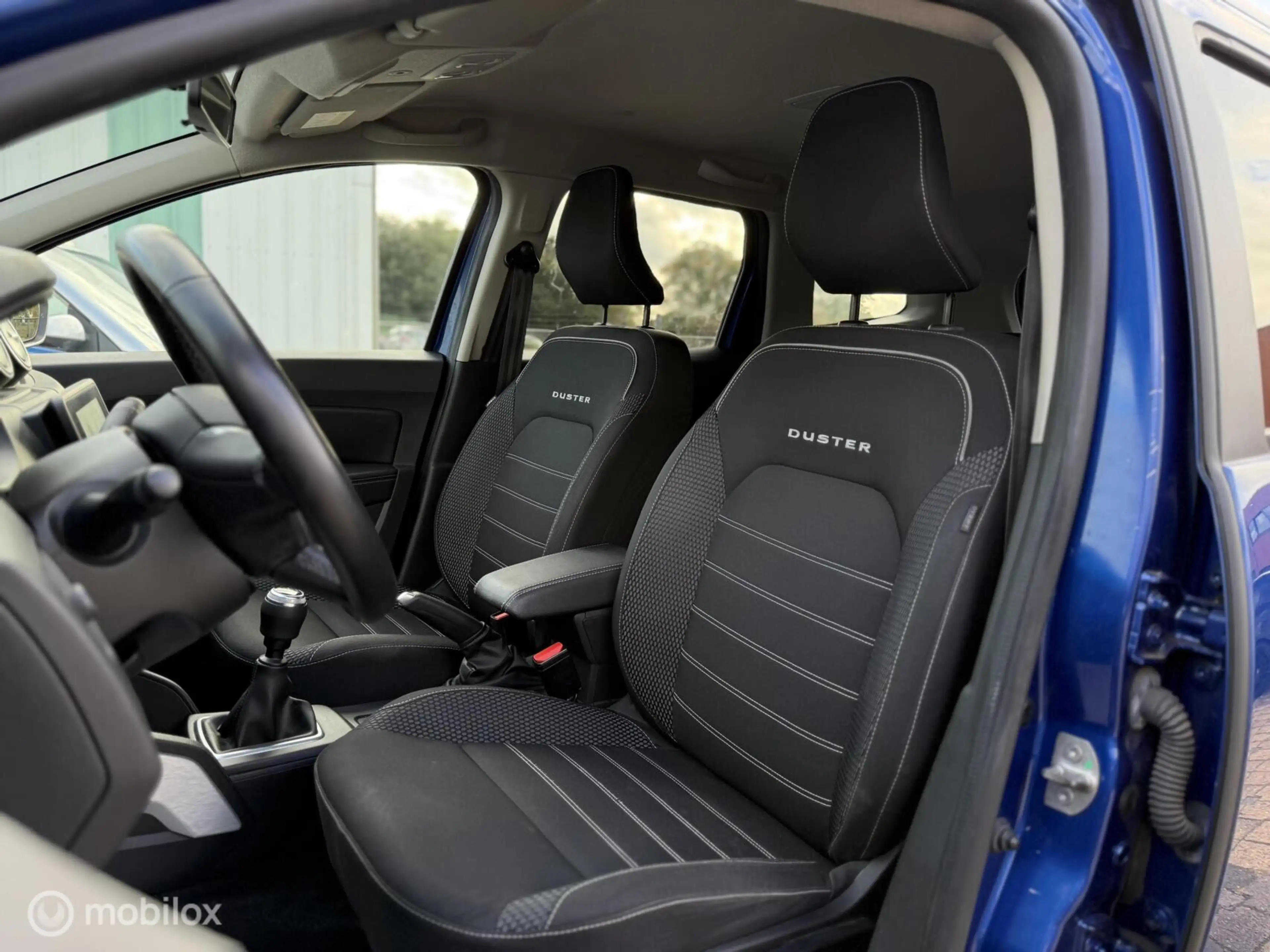 Dacia Duster 1.0 TCe Bi-Fuel | LPG | CarPlay | Camera — photo 4