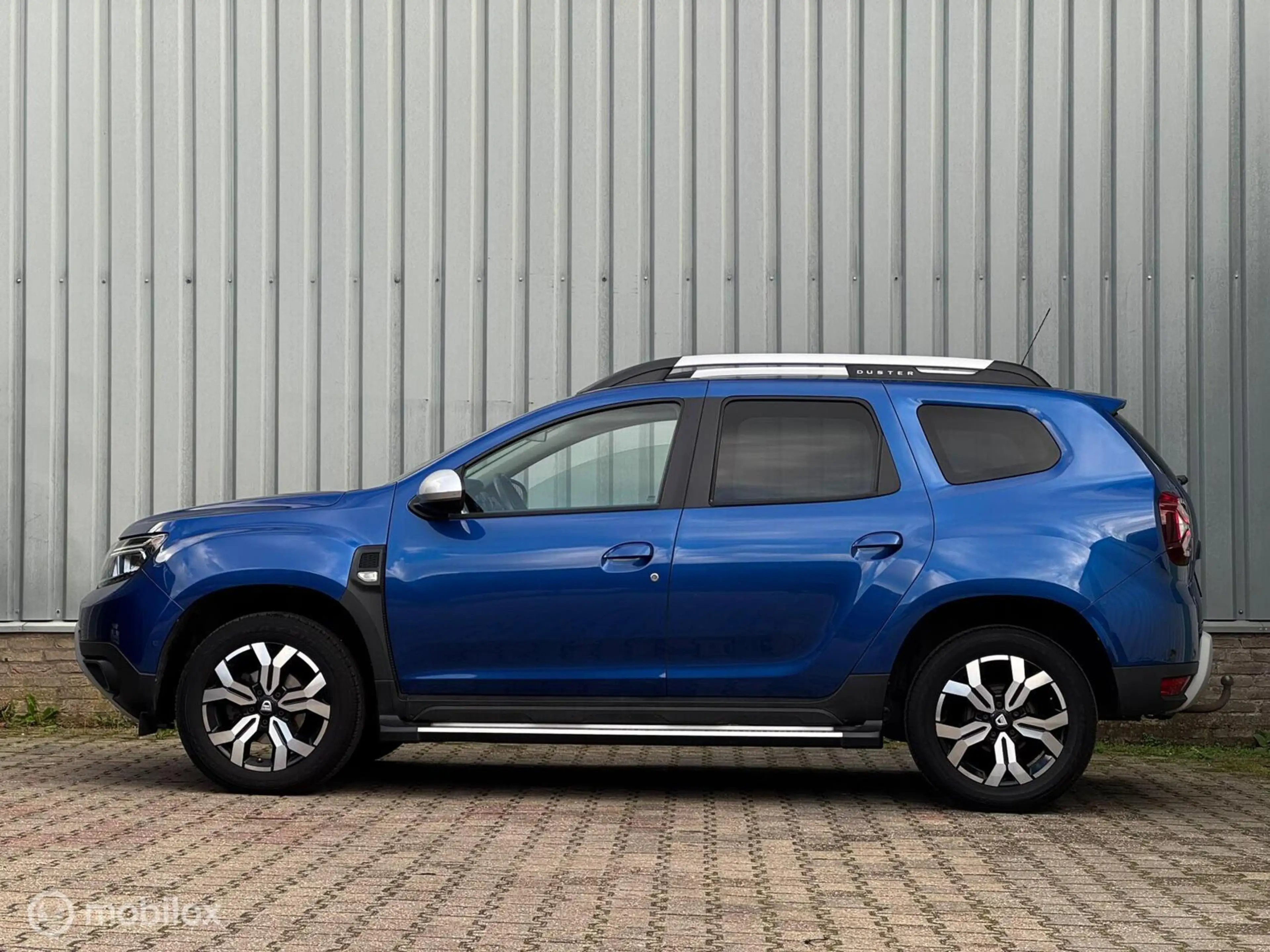 Dacia Duster 1.0 TCe Bi-Fuel | LPG | CarPlay | Camera — photo 6