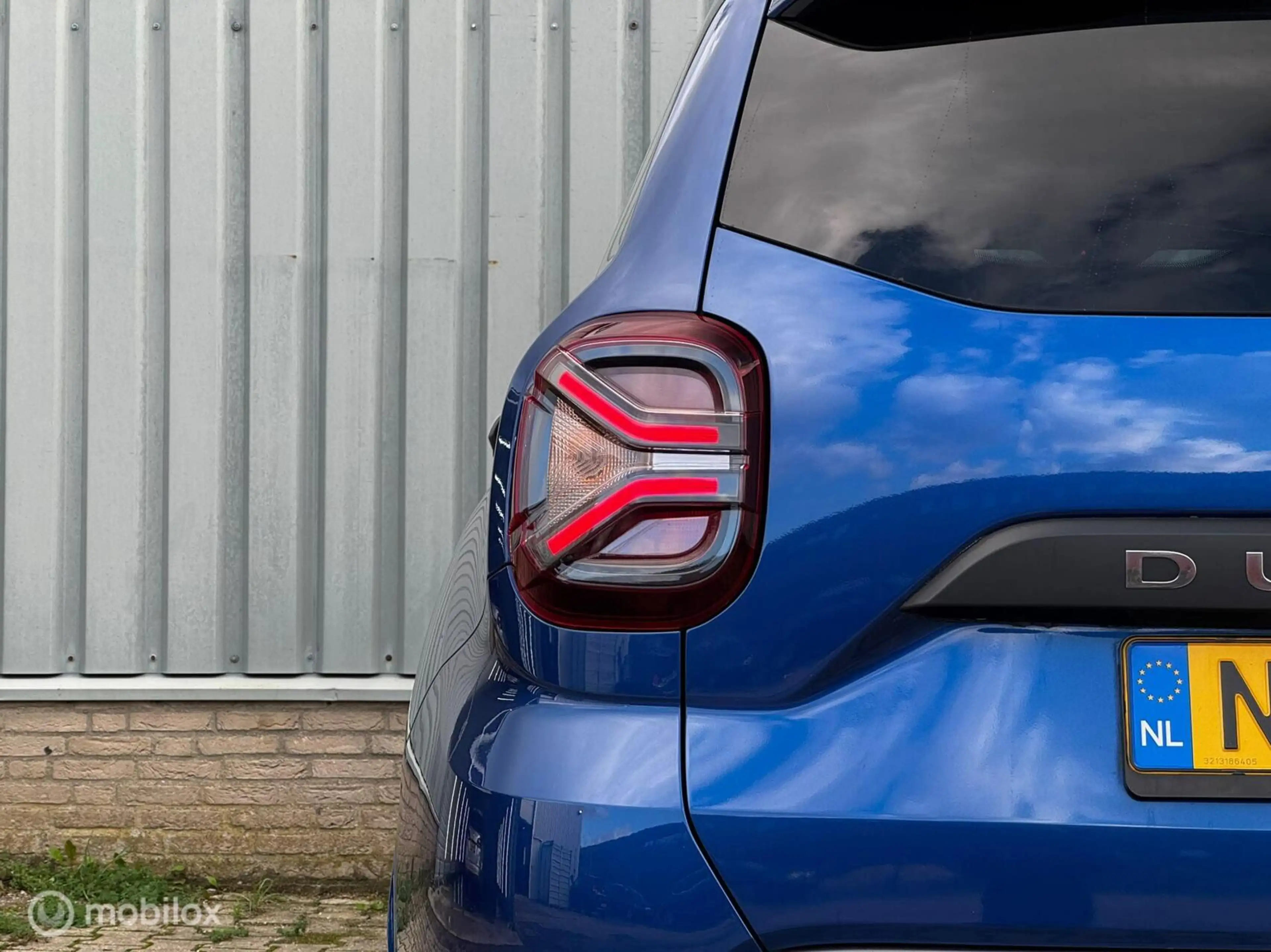Dacia Duster 1.0 TCe Bi-Fuel | LPG | CarPlay | Camera — photo 23