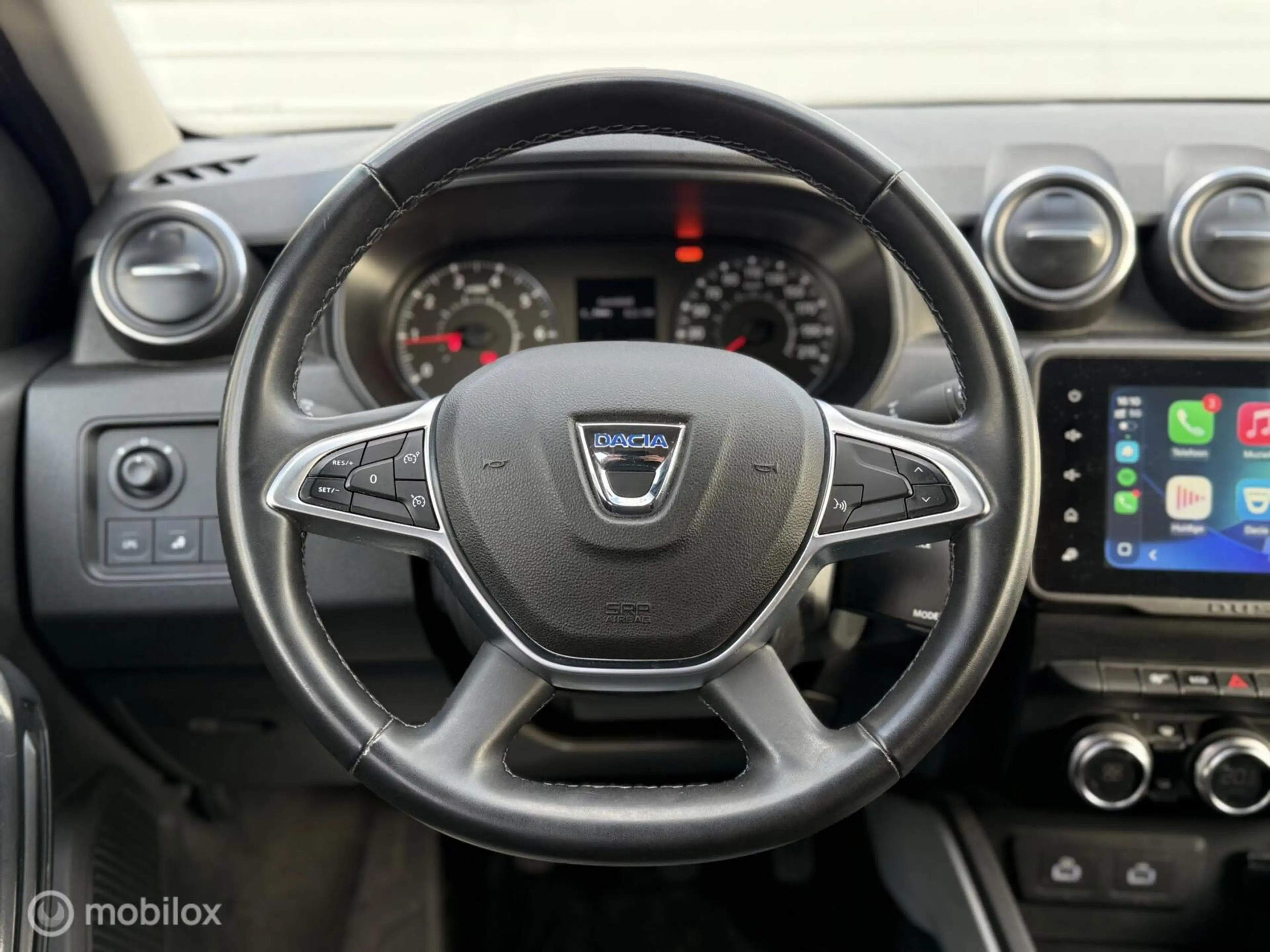 Dacia Duster 1.0 TCe Bi-Fuel | LPG | CarPlay | Camera — photo 18