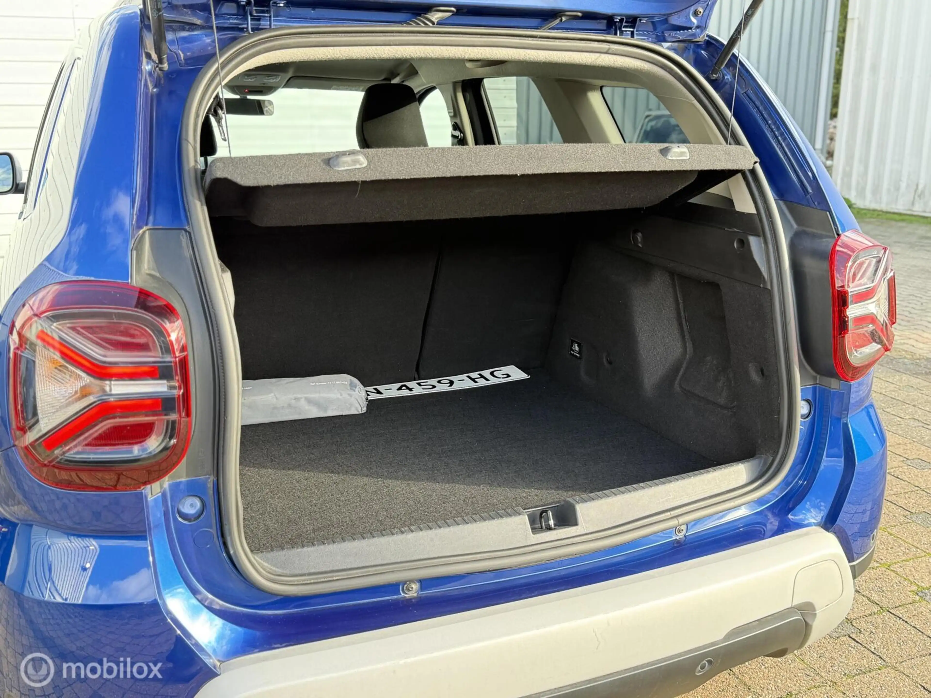 Dacia Duster 1.0 TCe Bi-Fuel | LPG | CarPlay | Camera — photo 9