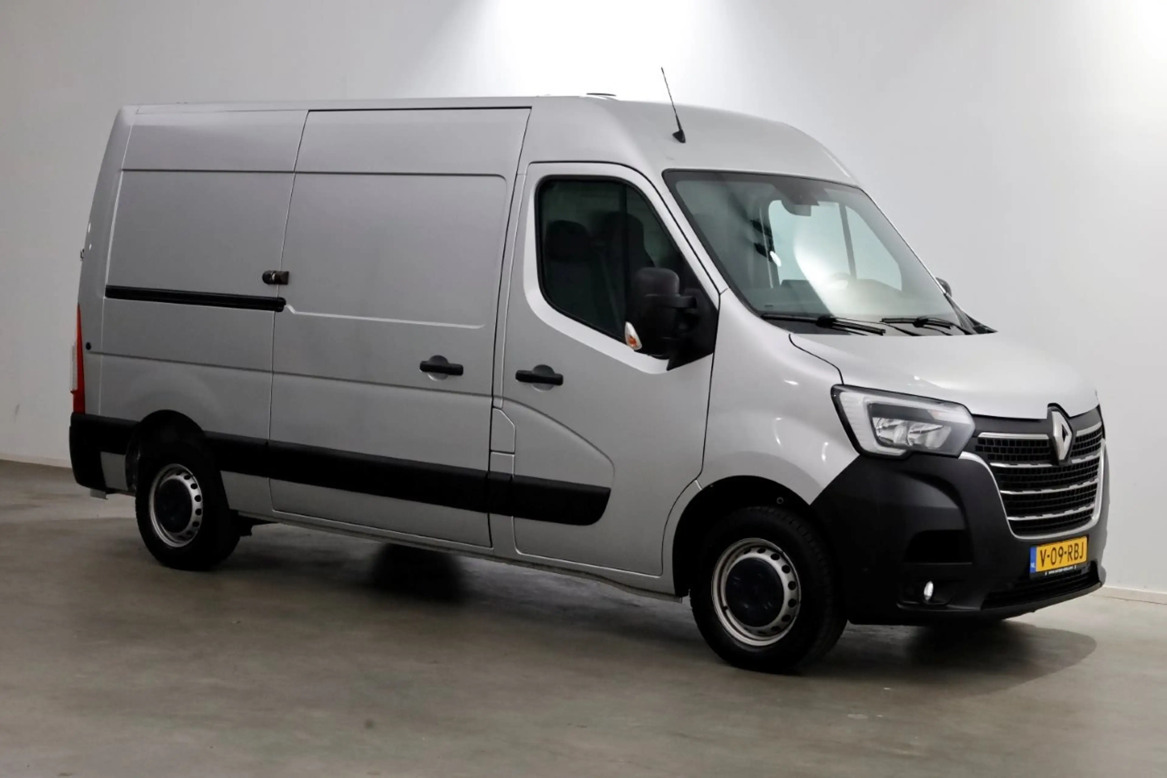 Renault Master T35 2.3 dCi 180pk Automaat L2H2 Energy Comfort Air — photo 10