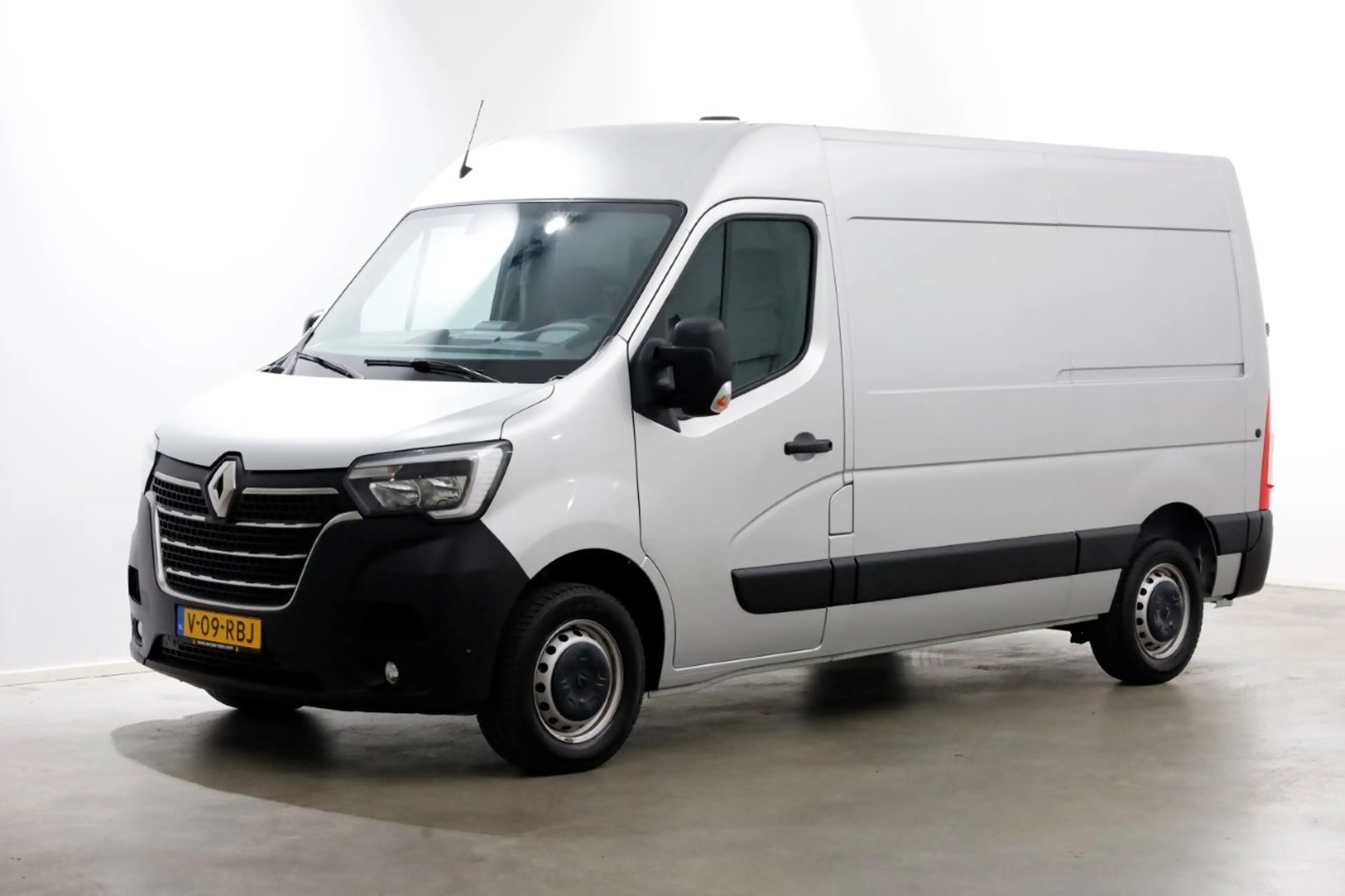 Renault Master T35 2.3 dCi 180pk Automaat L2H2 Energy Comfort Air — photo 8