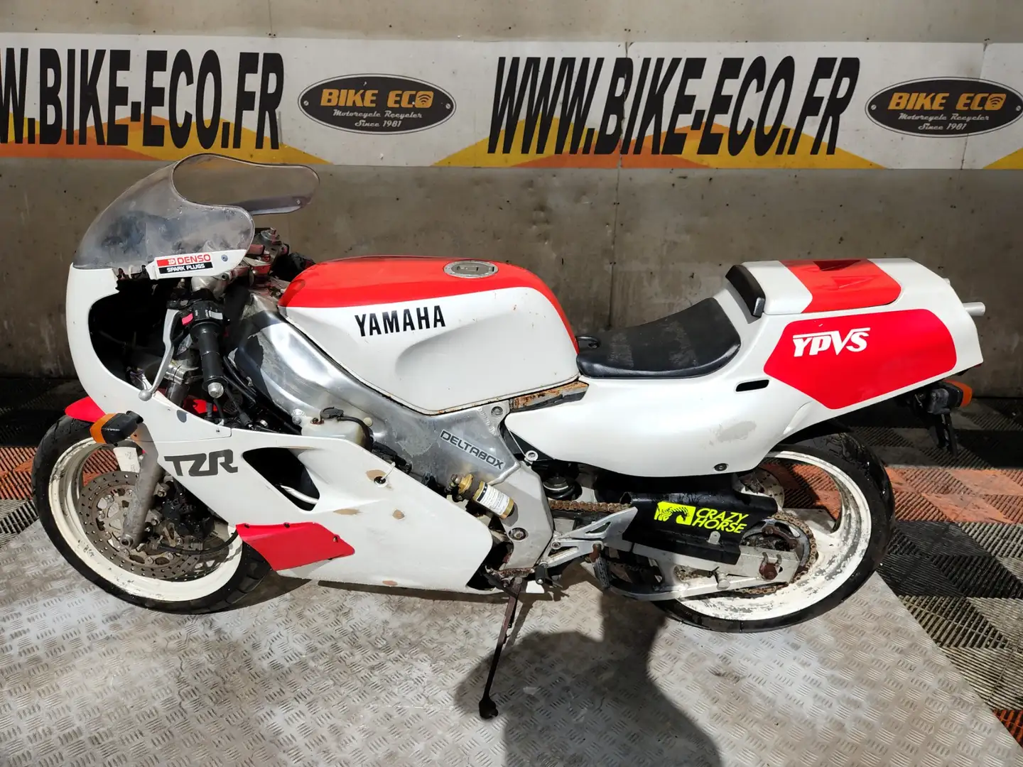 Yamaha TZR 250 Blanc - 2