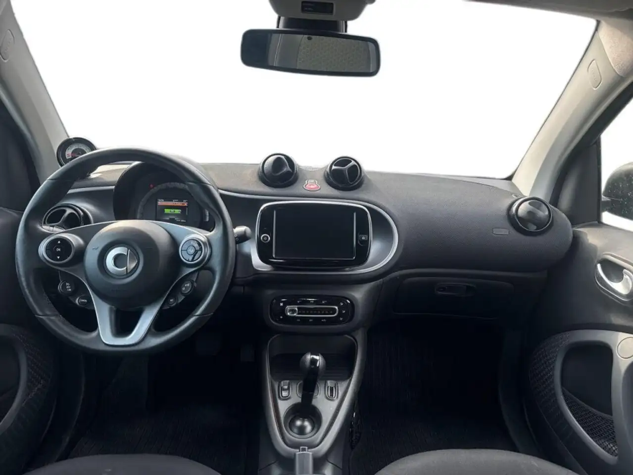smart forTwo 2023 — фото 9