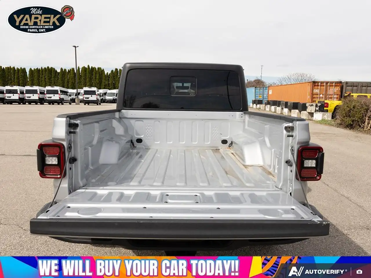 Jeep Gladiator снимка Jeep Gladiator