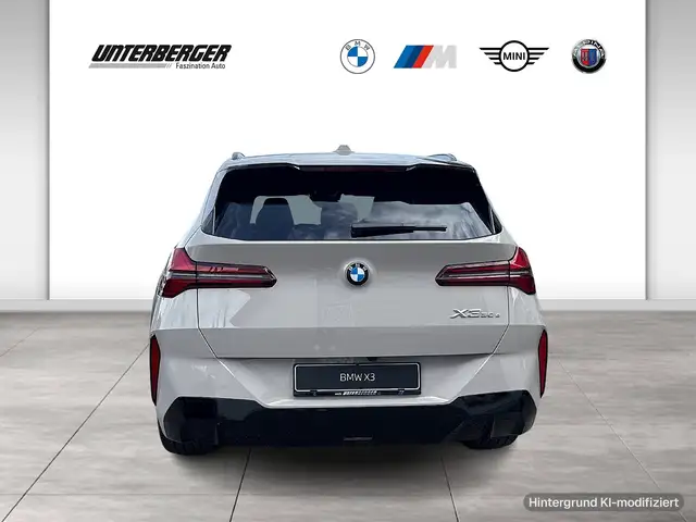 BMW X3 view 5