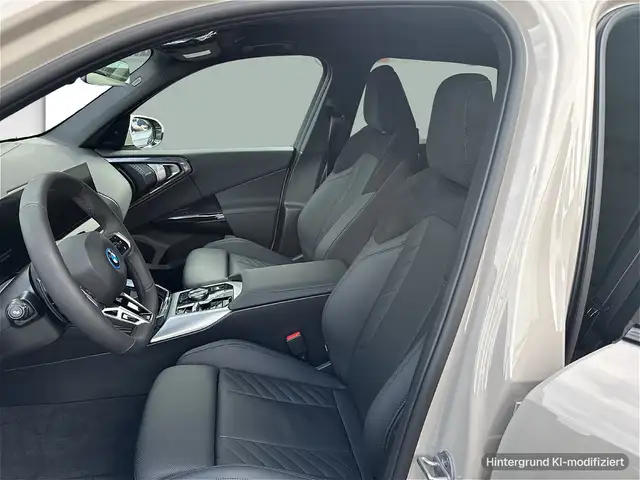 BMW X3 view 10