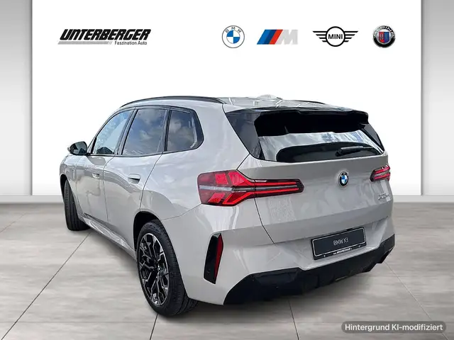 BMW X3 view 4