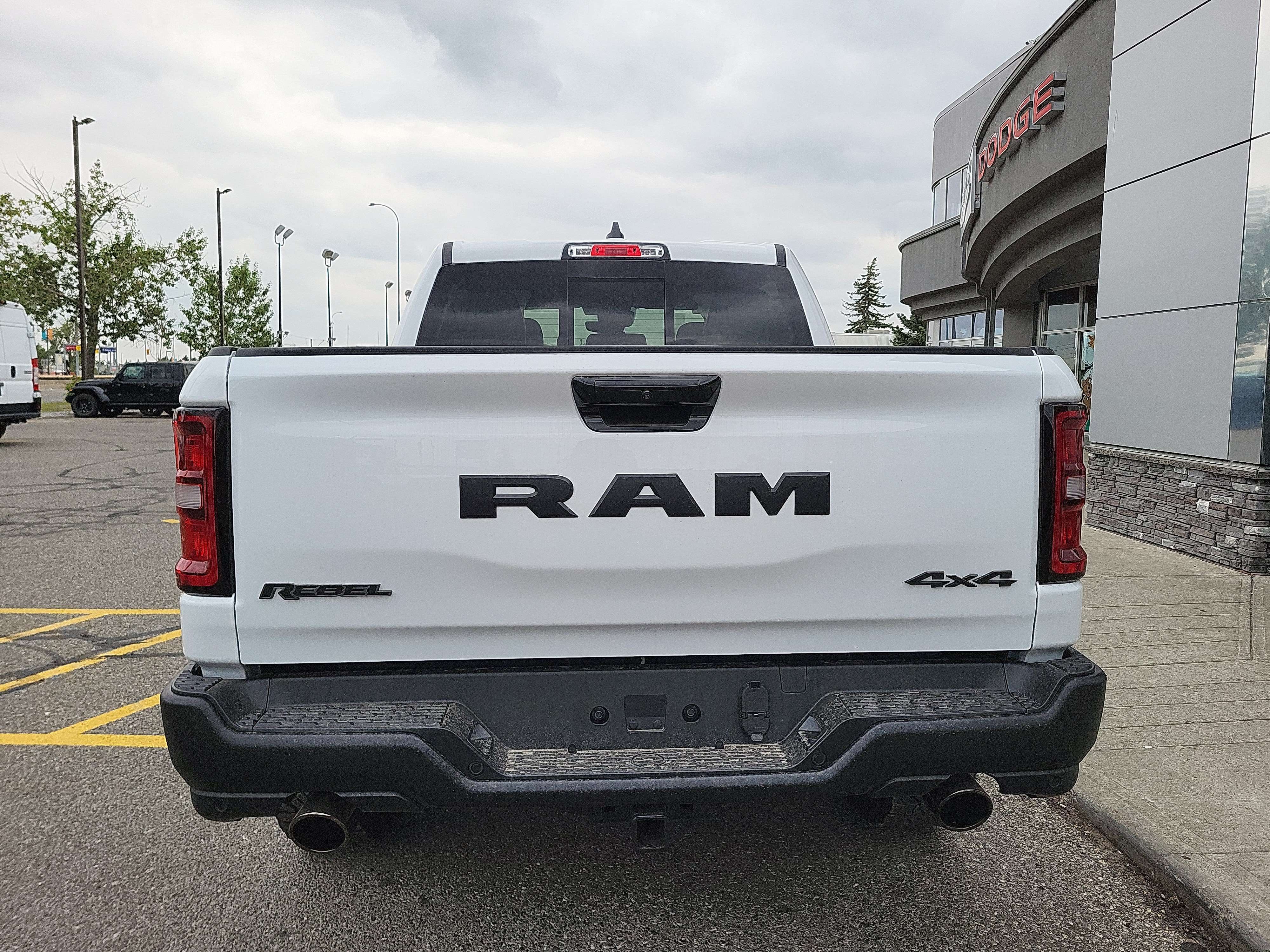 2026 RAM 1500 Rebel Leather/Rebel Level 2 Equipment Group — снимка 3