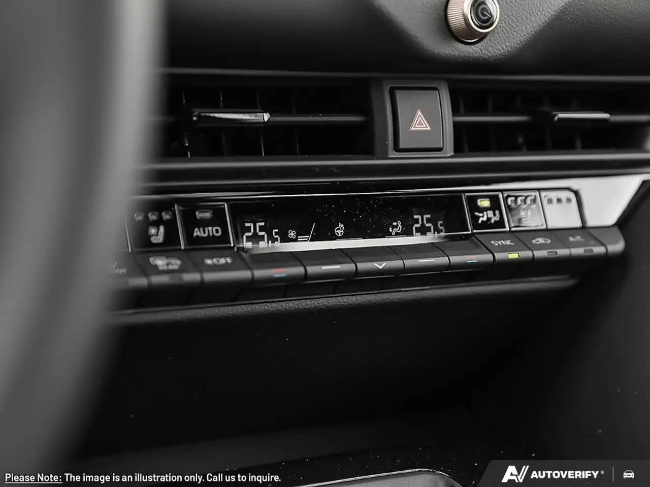 Toyota Crown снимка Toyota Crown