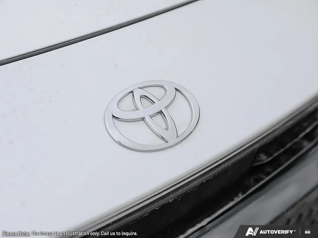Toyota Crown снимка Toyota Crown