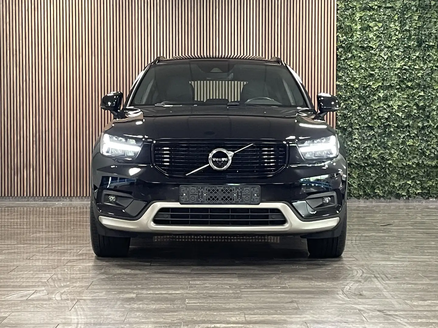 Volvo XC40 T5 Recharge R-Design | Vol! | Schuifdak | 360° Cam Zwart - 2
