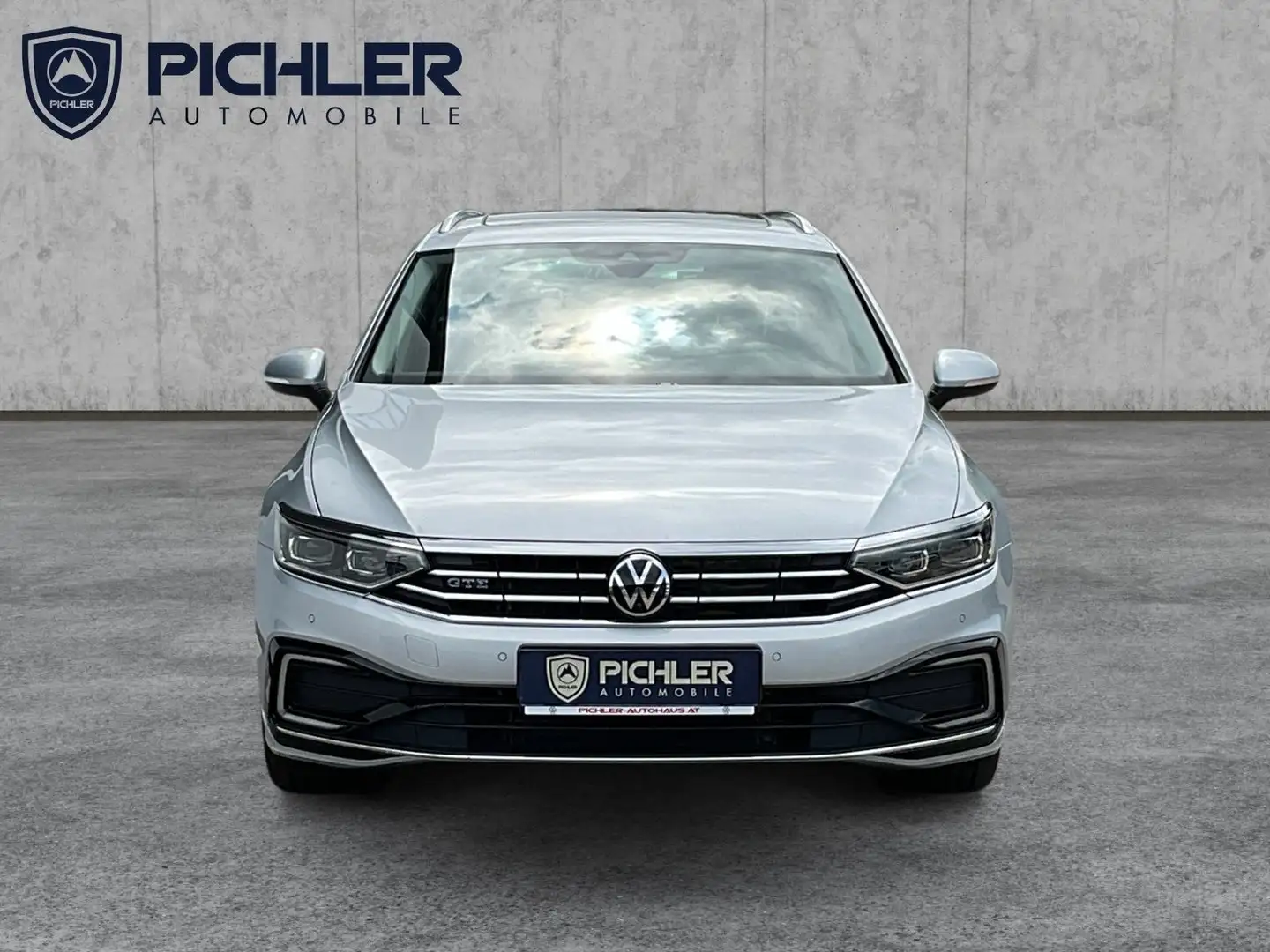 Volkswagen Passat Variant GTE Zilver - 2