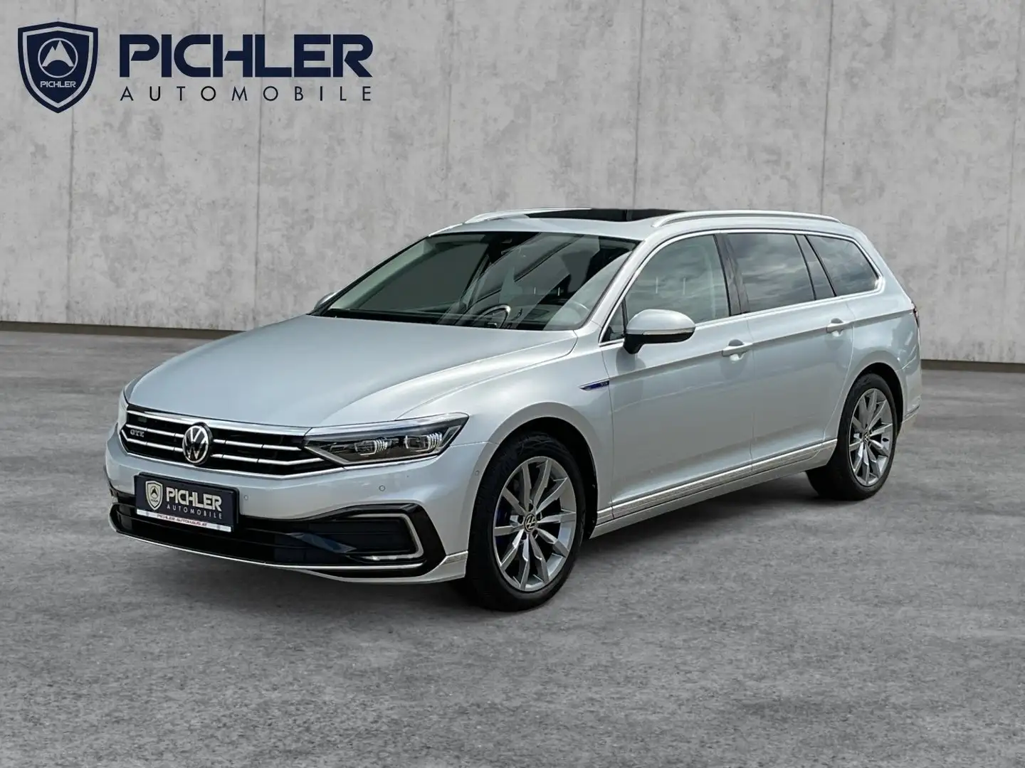 Volkswagen Passat Variant GTE Zilver - 1