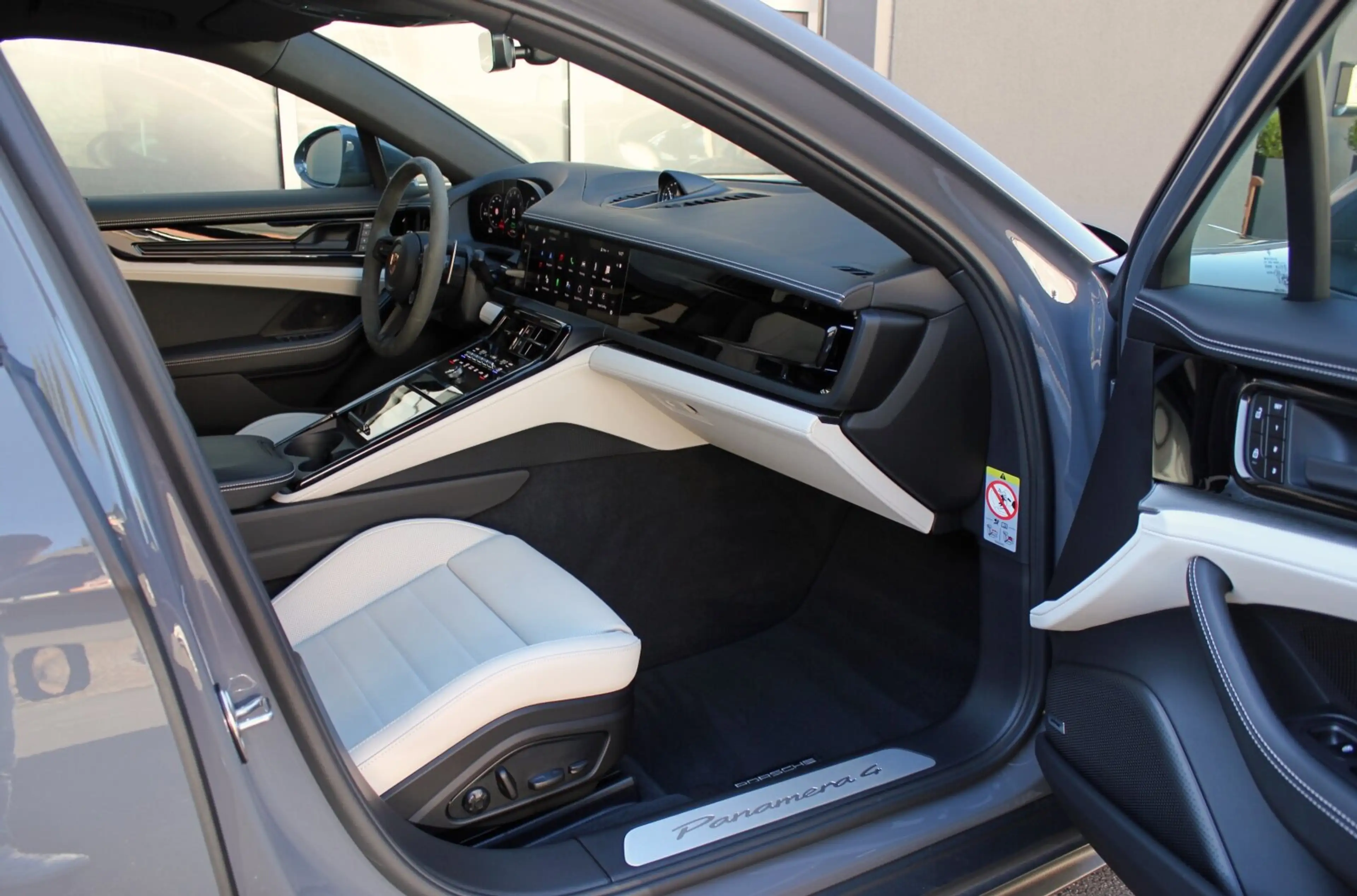 Porsche Panamera Panamera 4 E-Hybrid*ACC,Head-Up,Sitzlüft,14-Wege — photo 7
