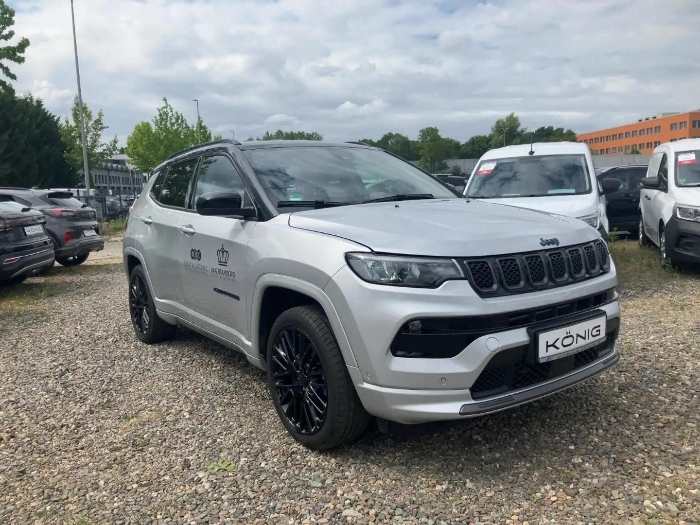 Jeep Compass PHEV MY22 Schwarz - 2