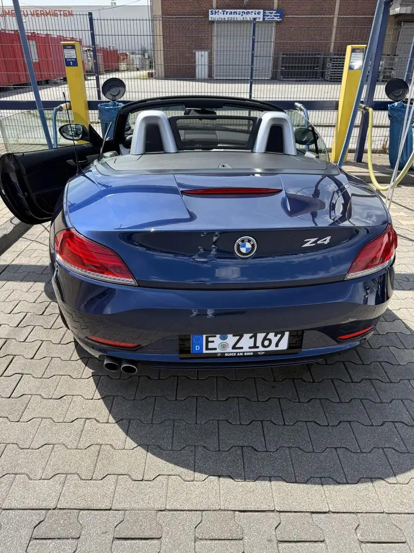 BMW Z4 xdrive 2.0L Albastru - 2
