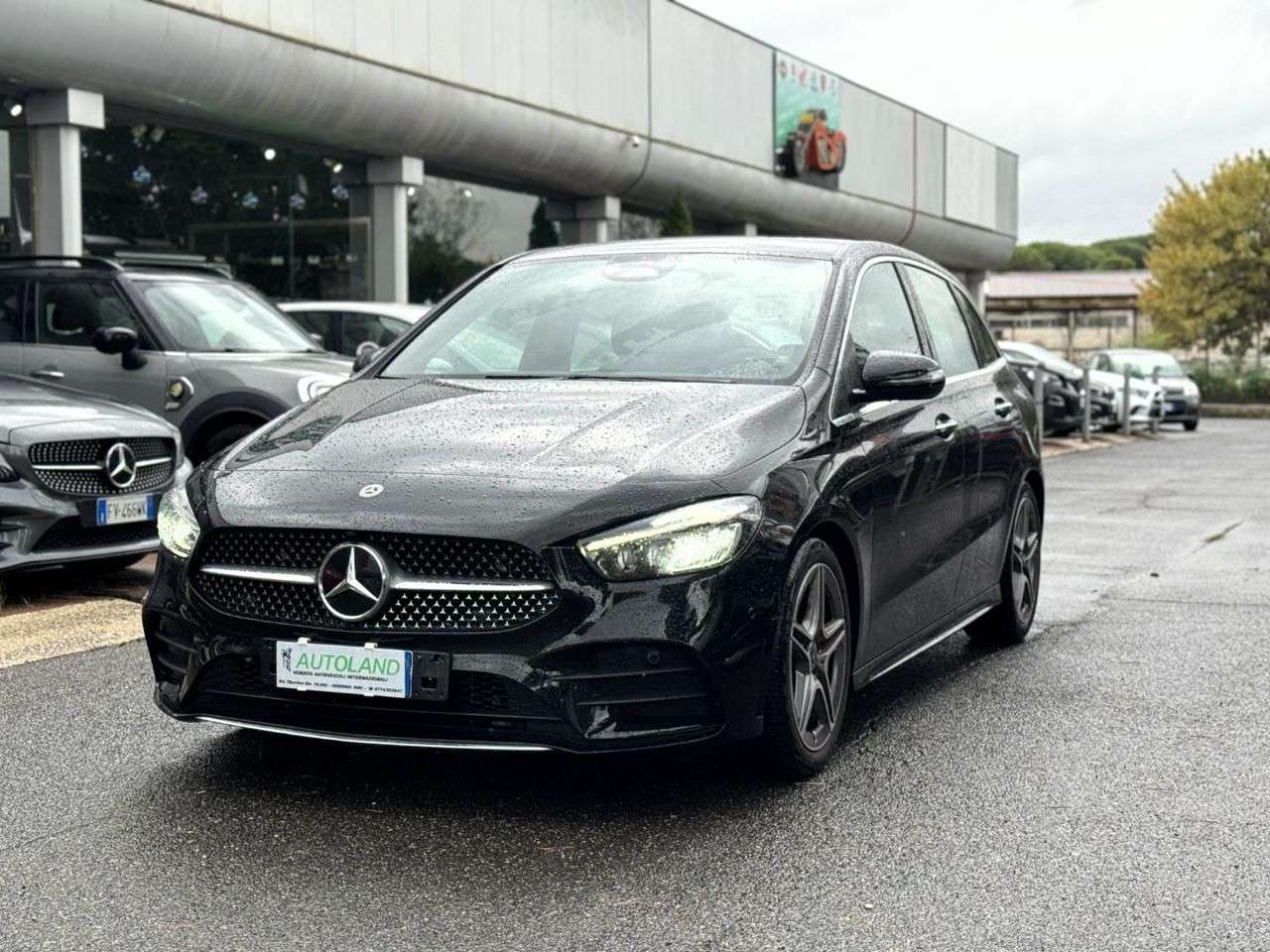 2023 Mercedes Benz B 180
