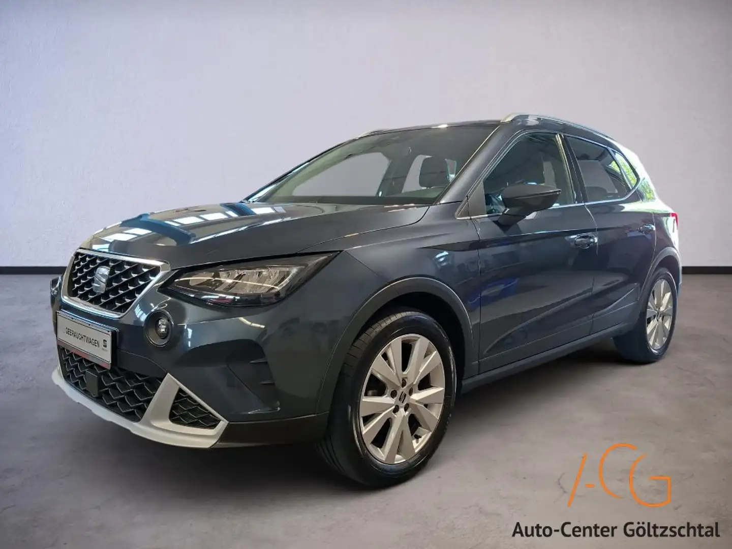 SEAT Arona Xperience Grau - 1