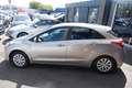 Hyundai i30 blue 1.4 Classic Klima Radio CD 2 Hand HU/AU NEU Beige - thumbnail 6