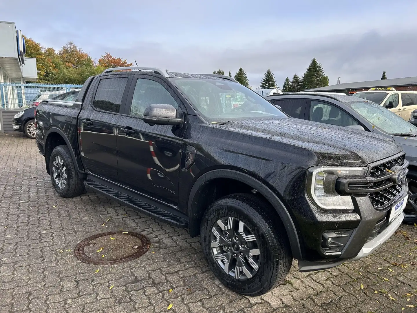 Ford Ranger Plug-in-Hybrid Wildtrak e-4WD Doppelkabin Noir - 2